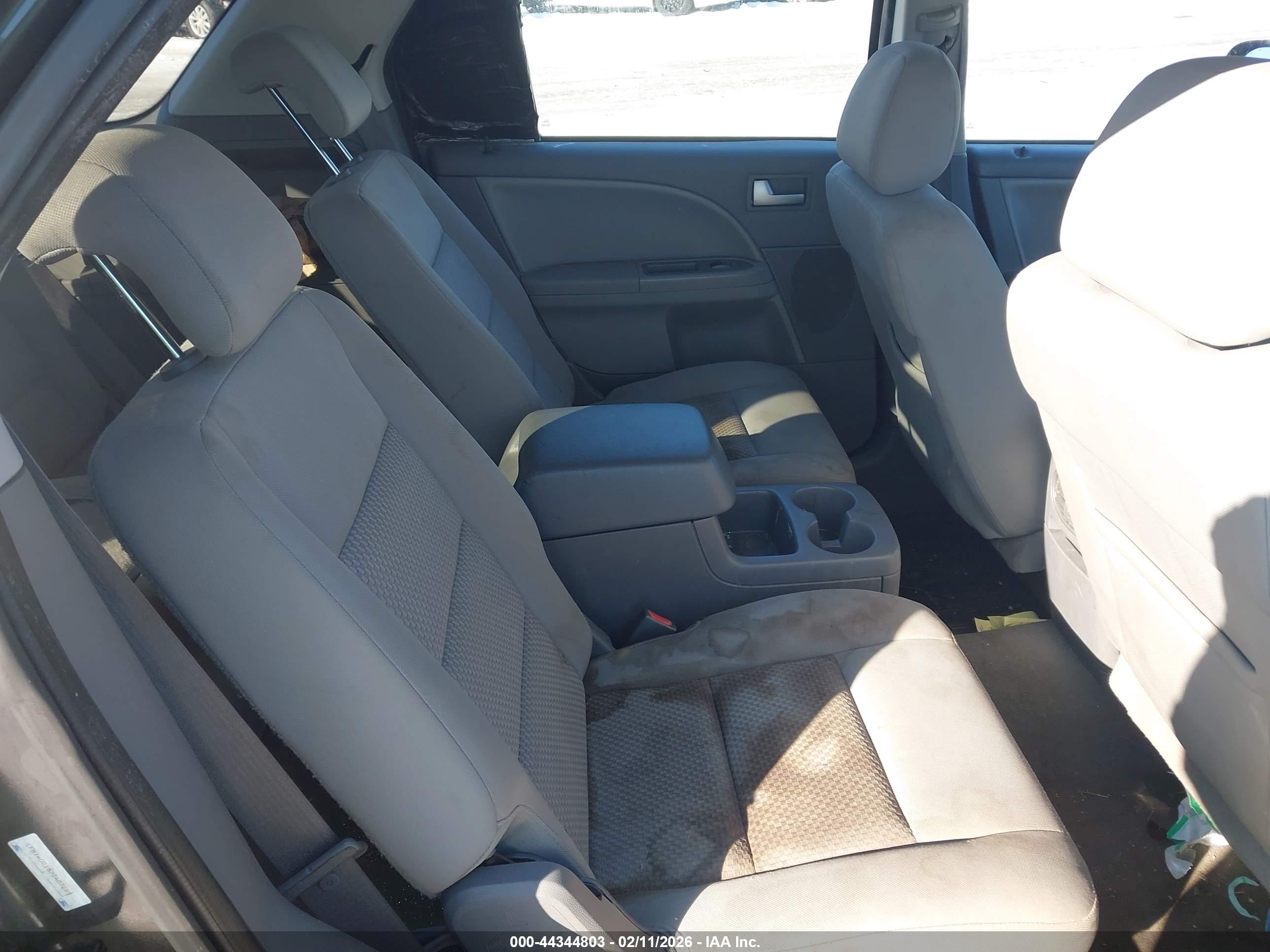 FORD FREESTYLE image 8