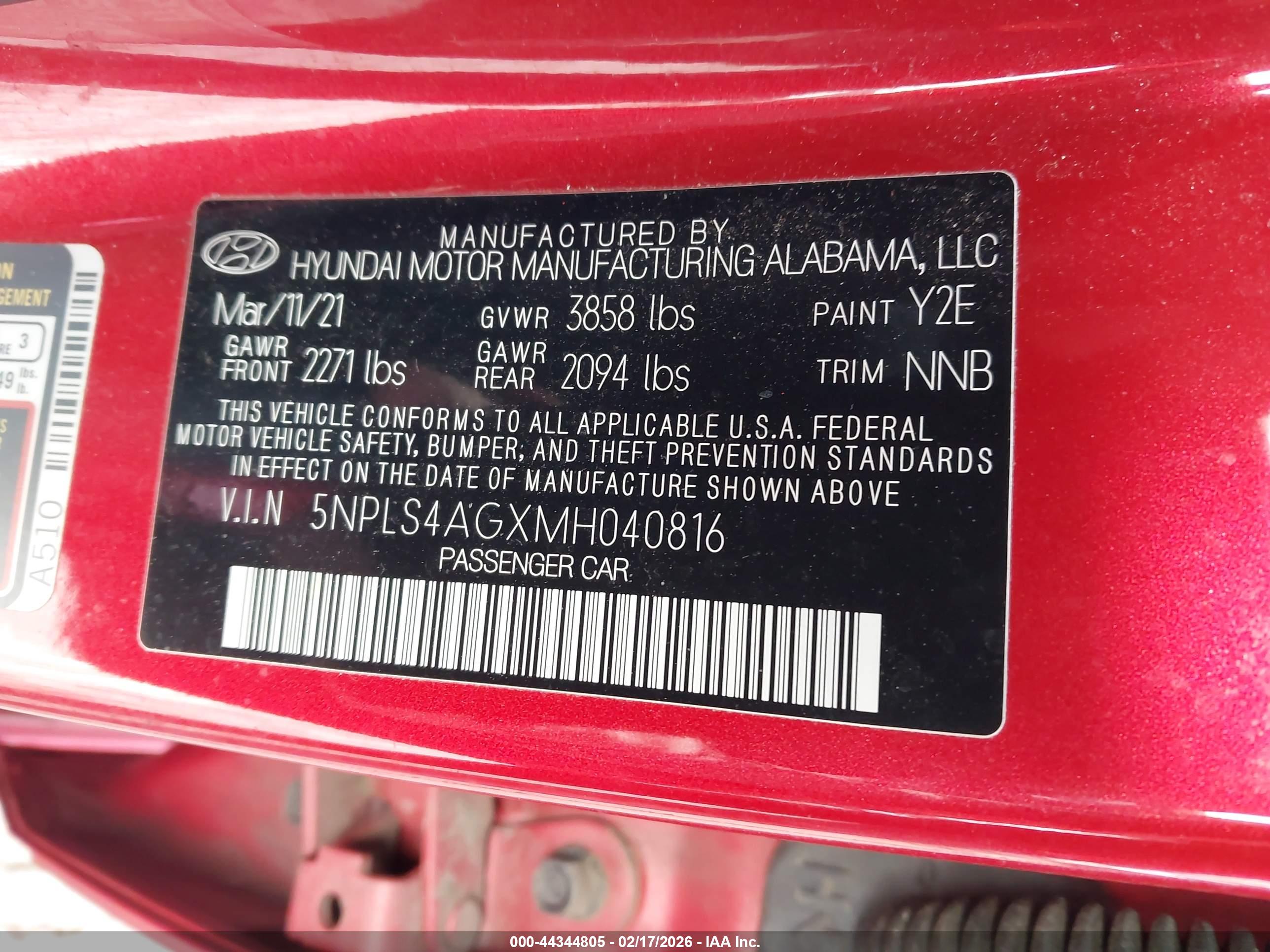 HYUNDAI ELANTRA image 9