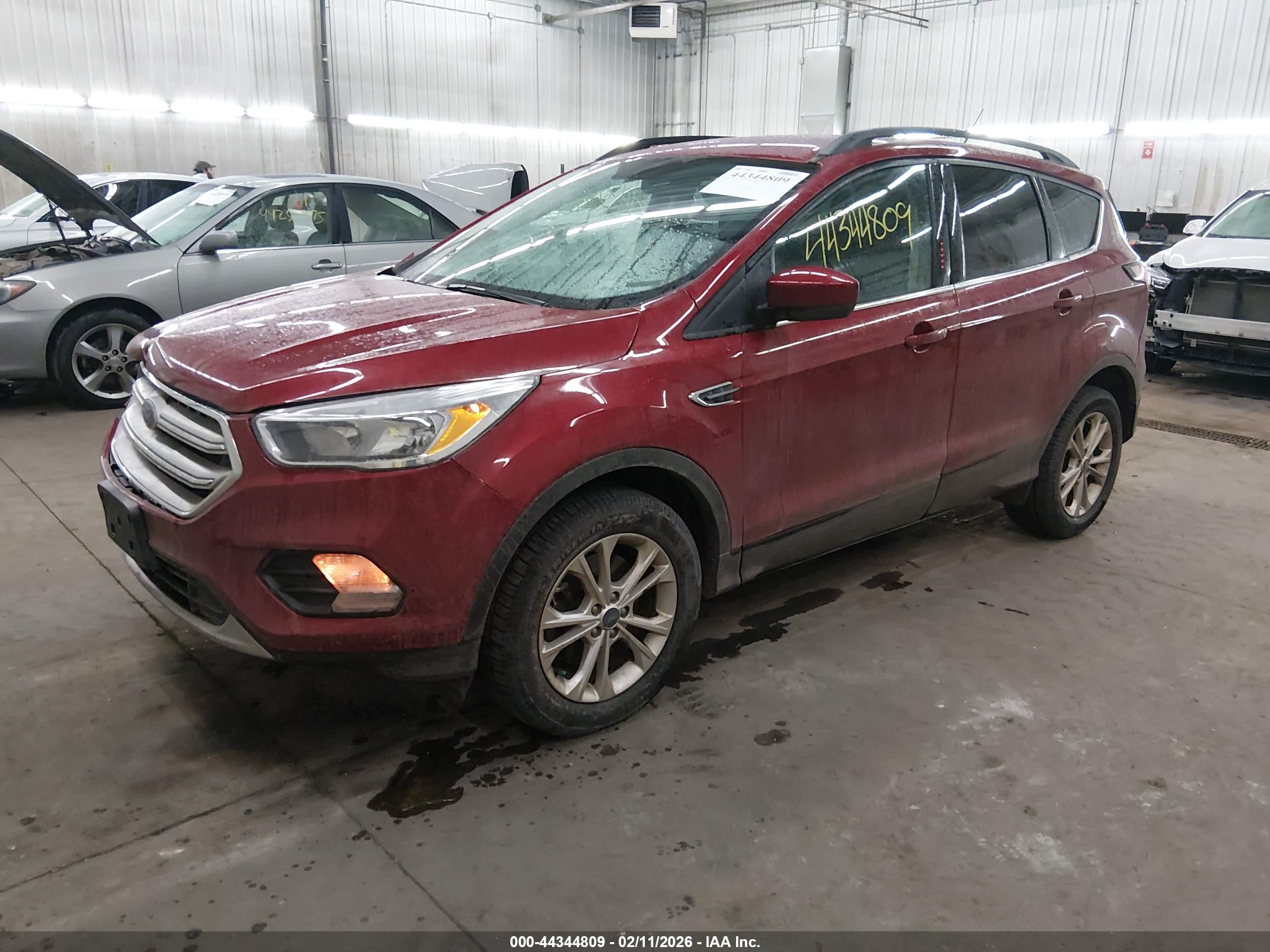 FORD ESCAPE image 2