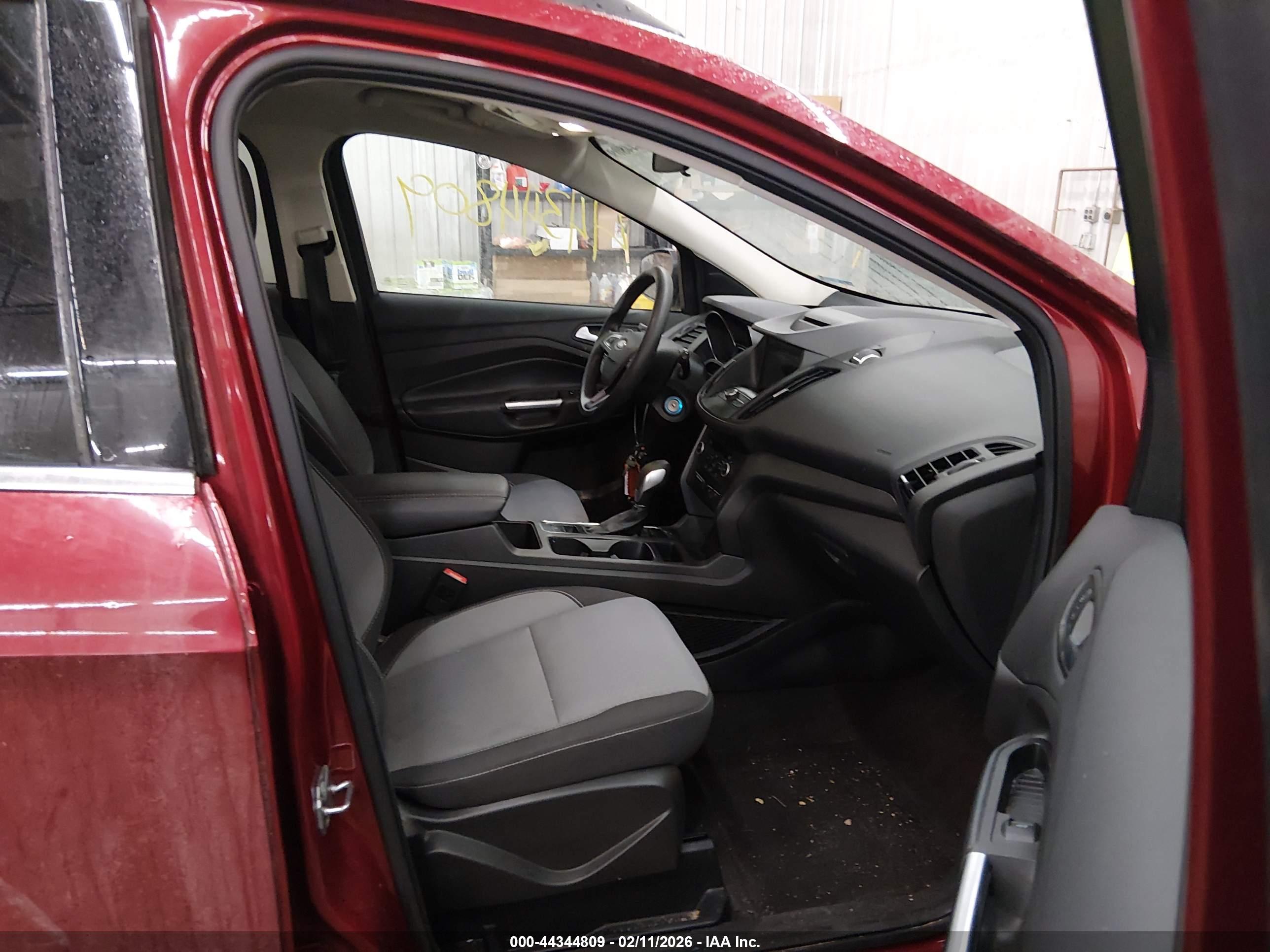 FORD ESCAPE image 5