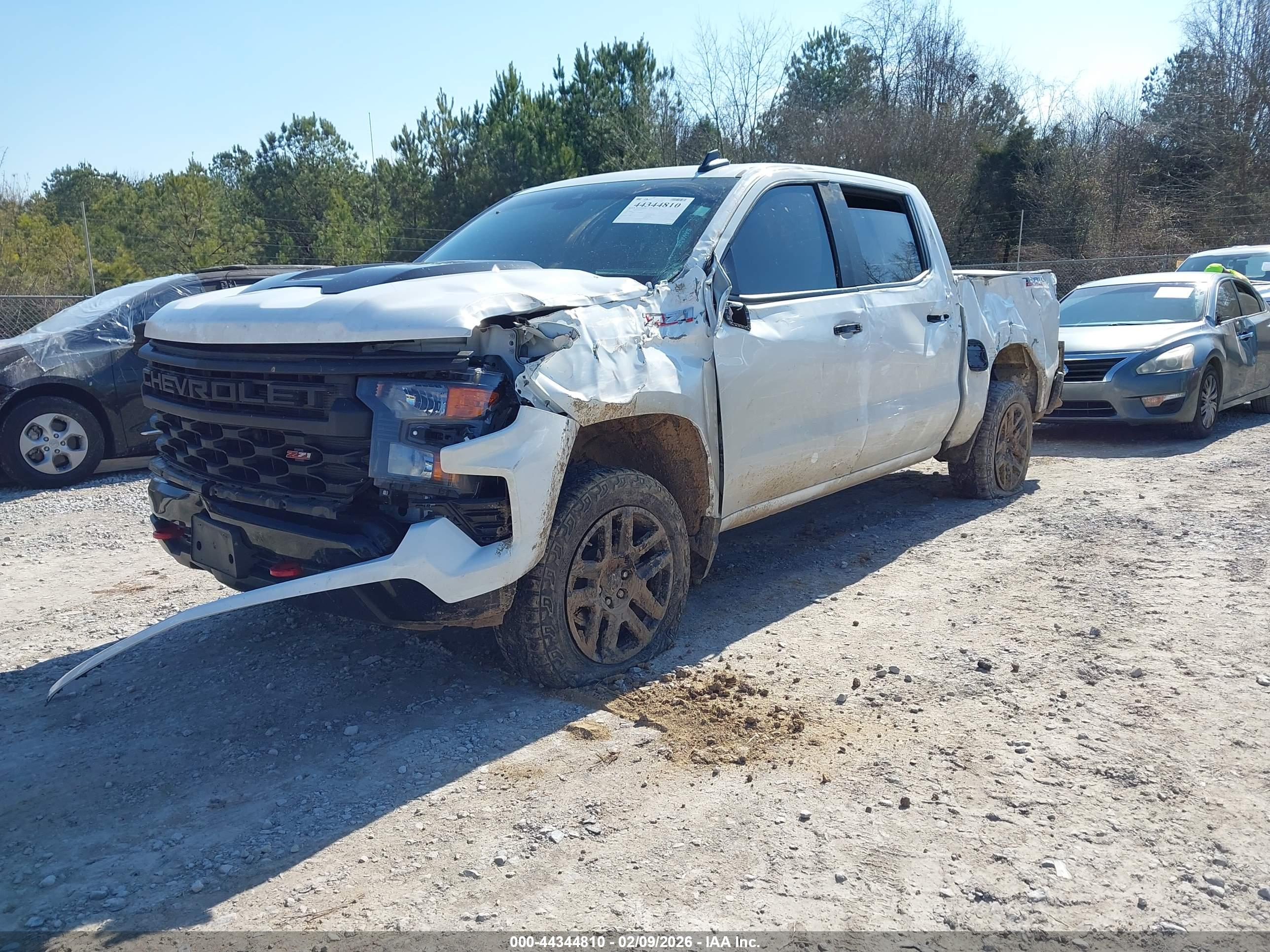 CHEVROLET SILVERADO image 2
