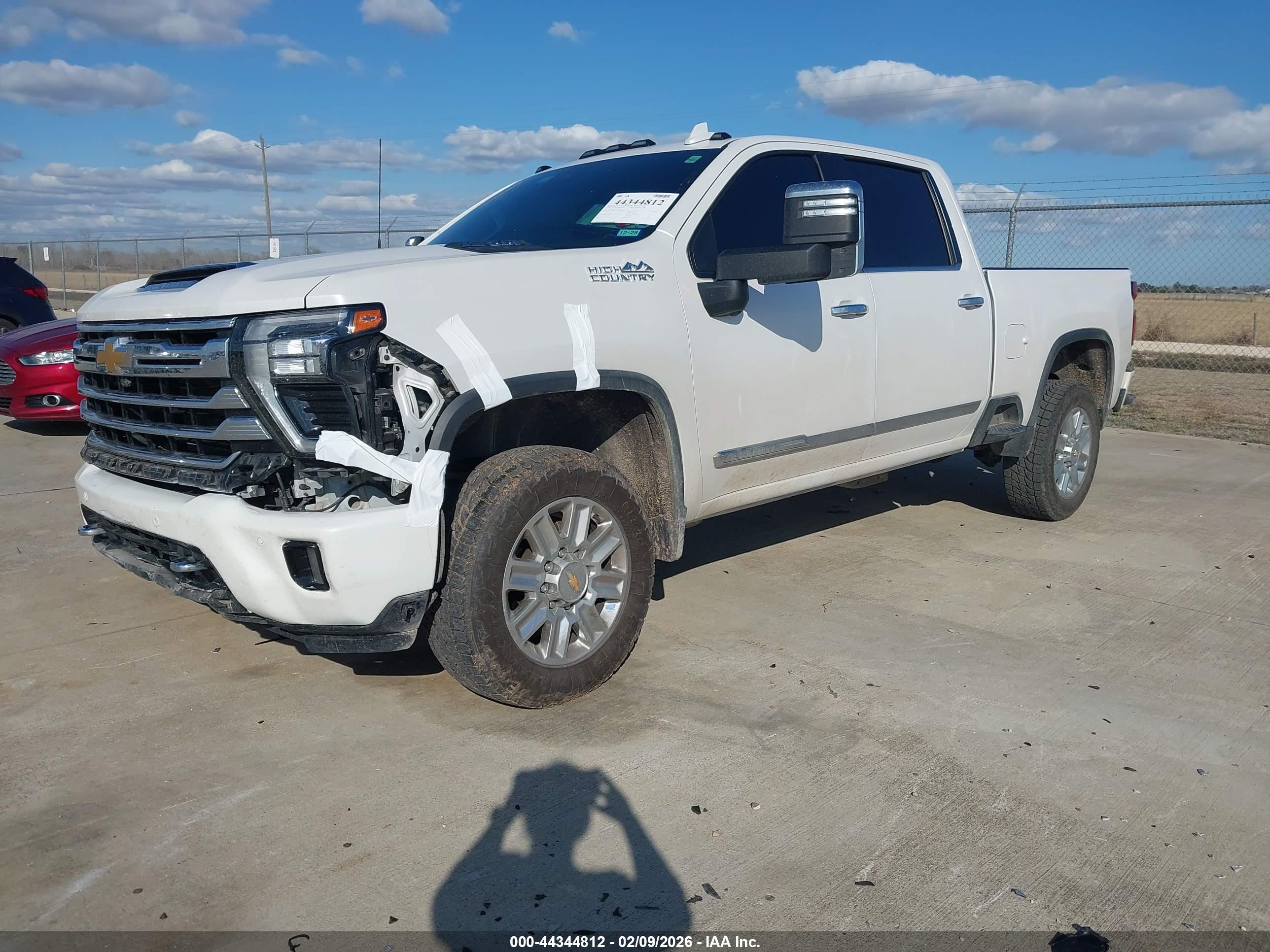 CHEVROLET SILVERADO image 2