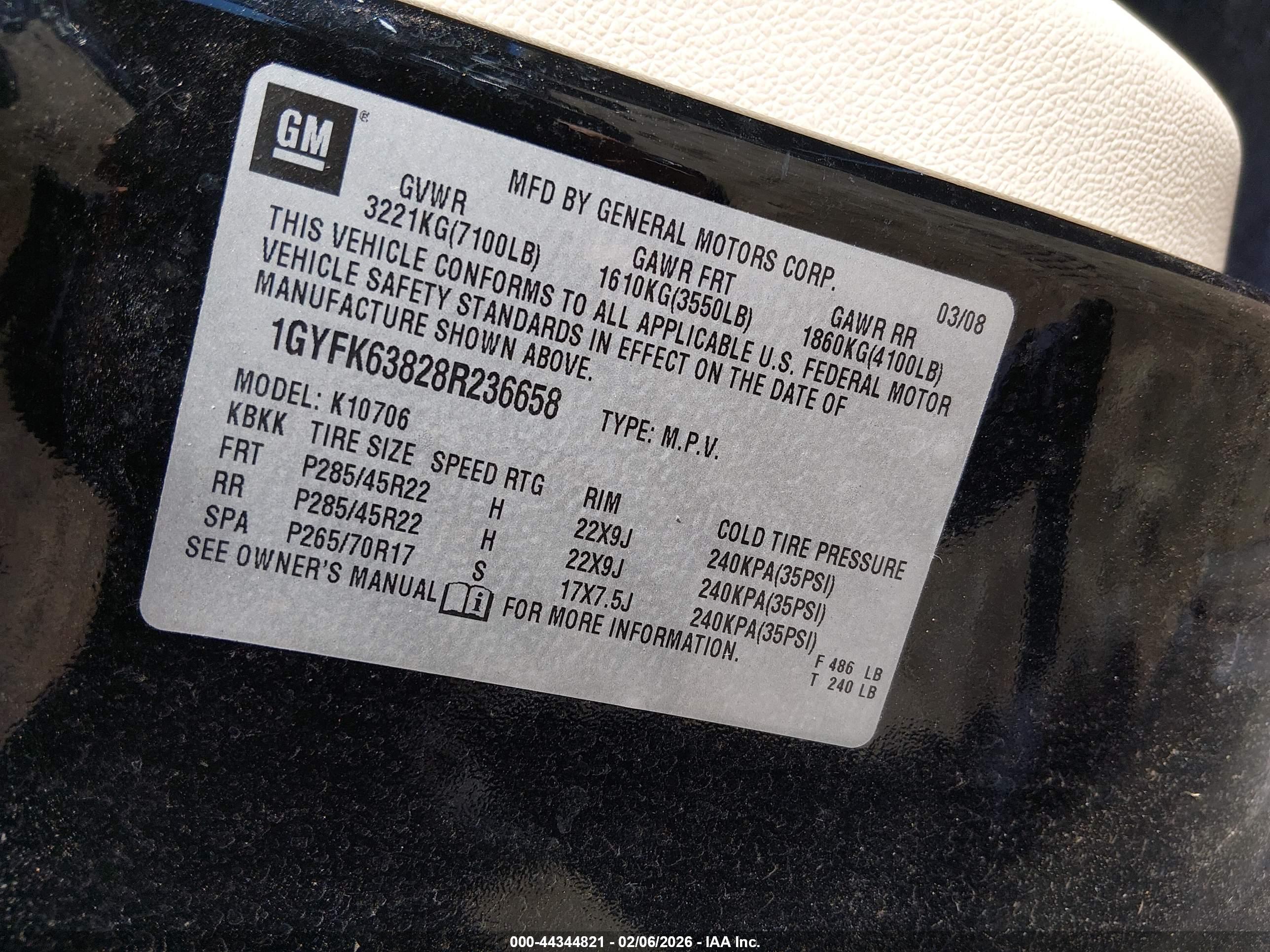 CADILLAC ESCALADE image 9