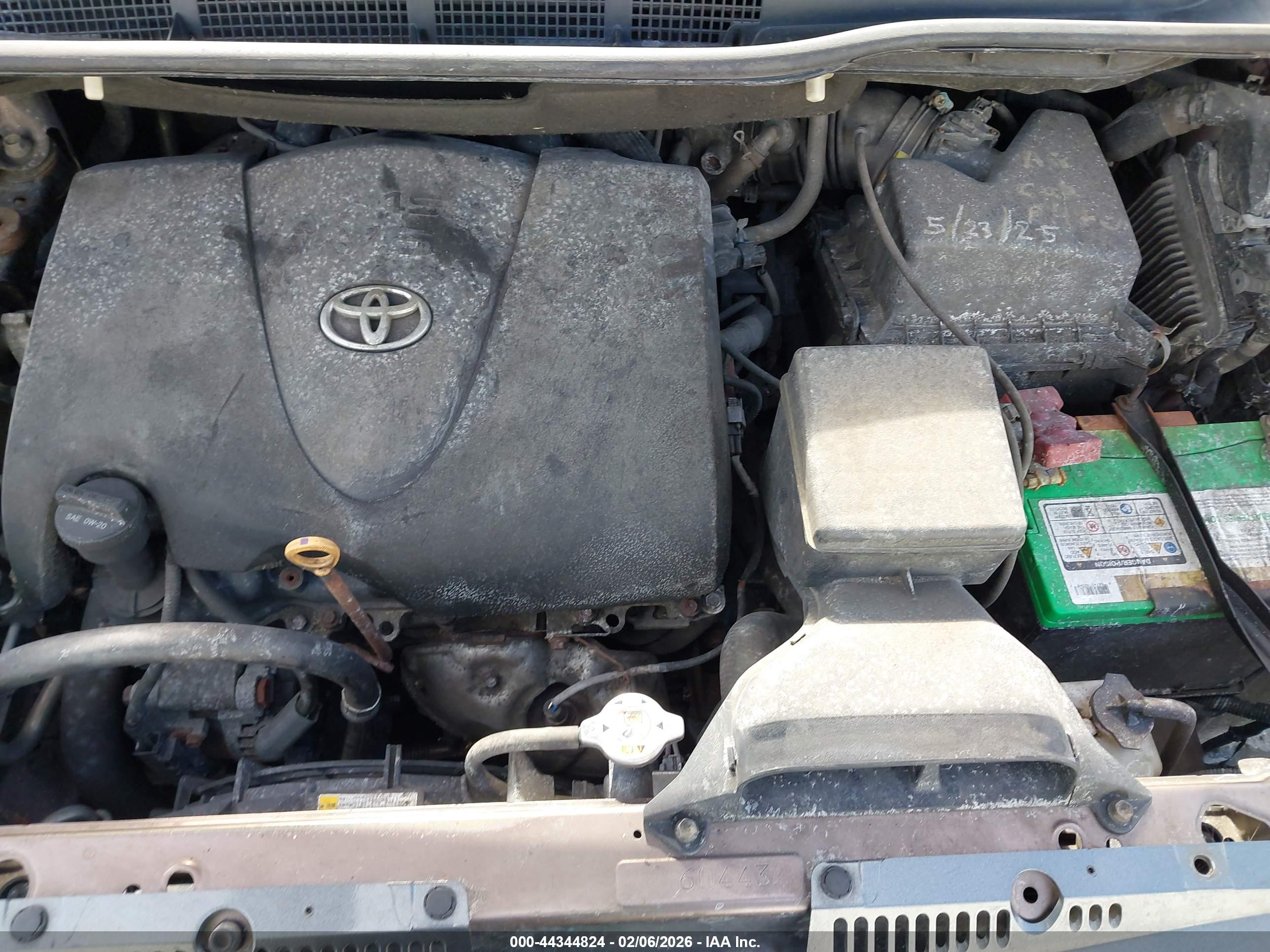 TOYOTA SIENNA image 10