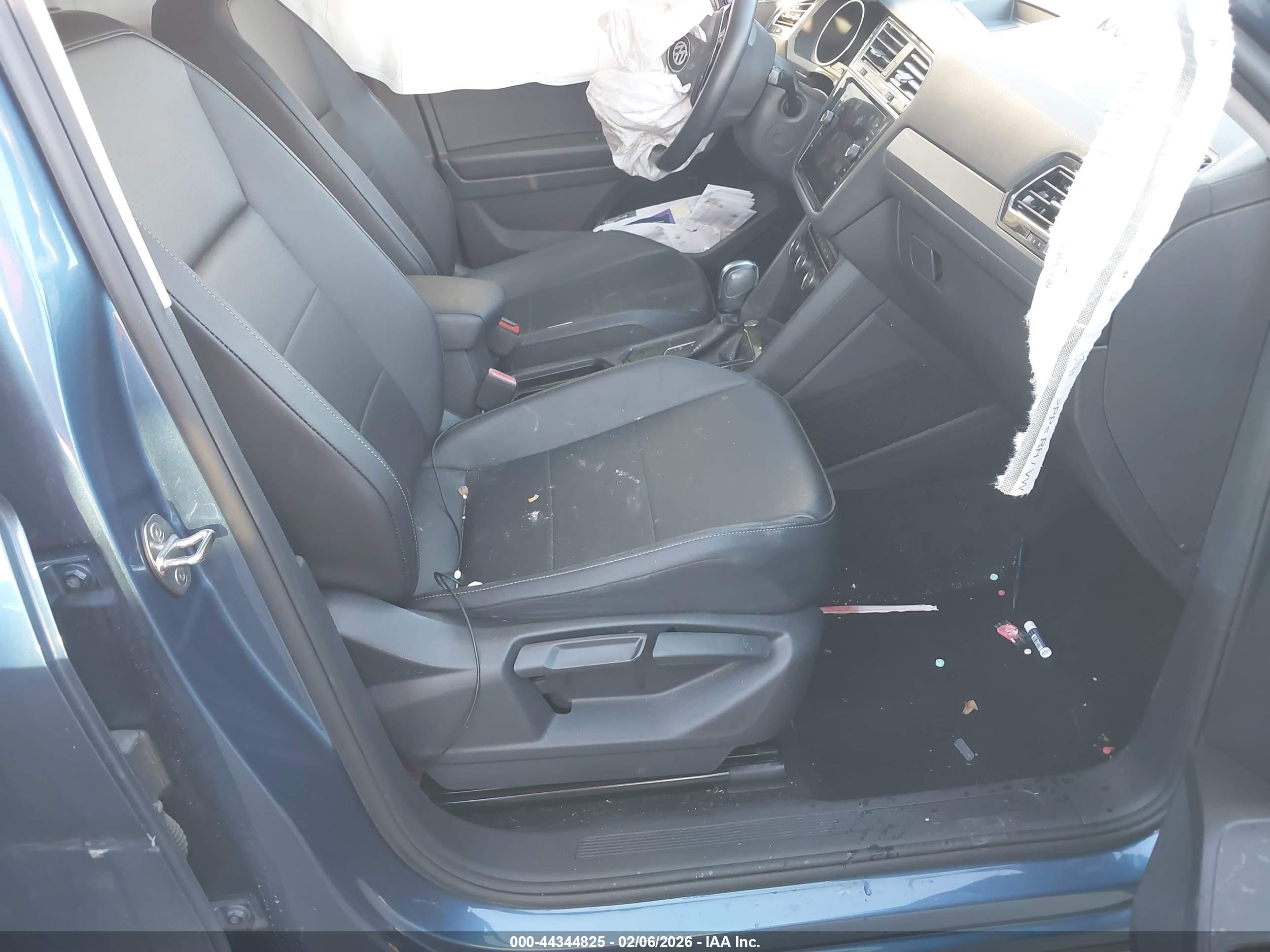 VOLKSWAGEN TIGUAN image 5