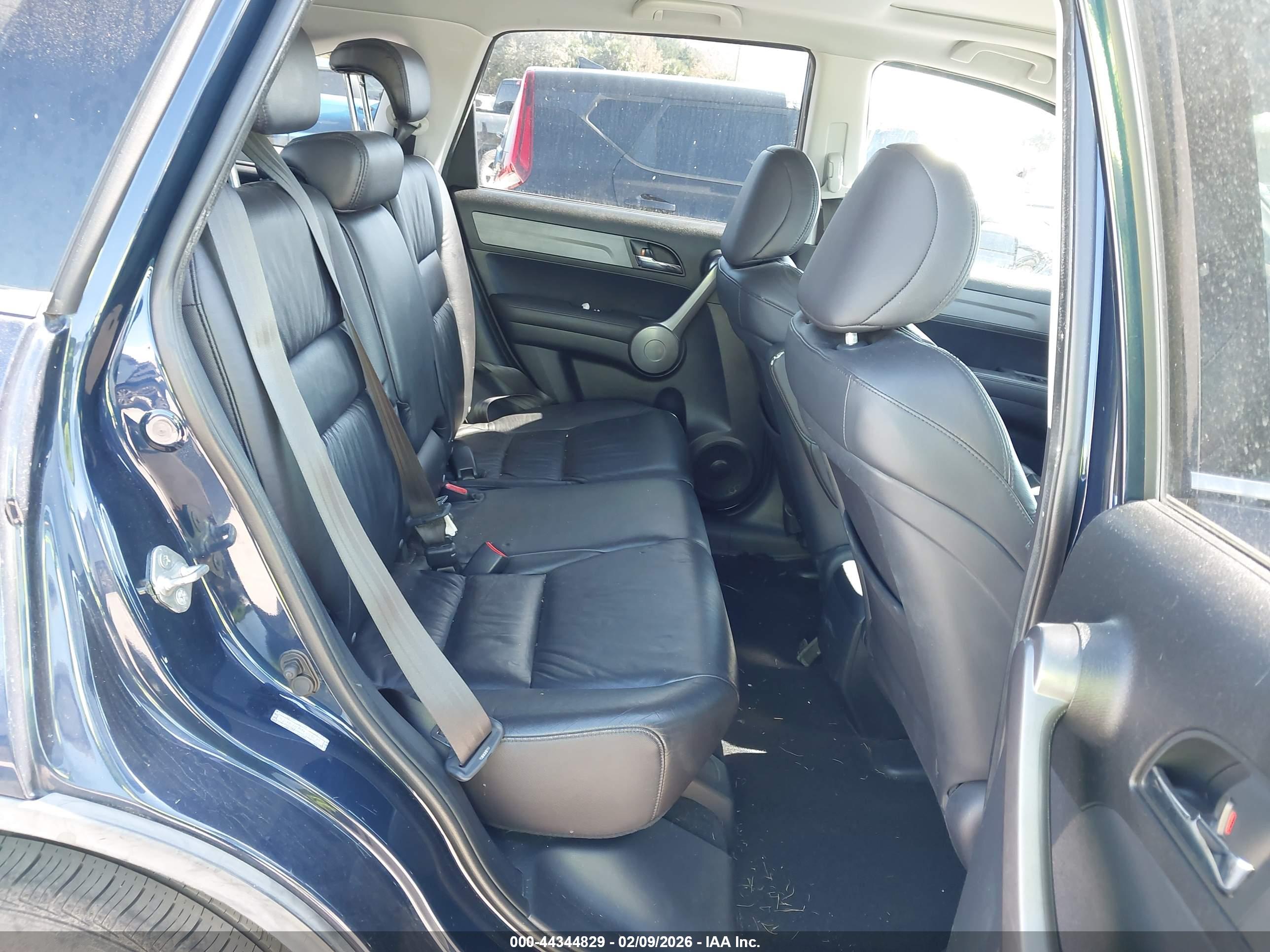 HONDA CR-V image 8
