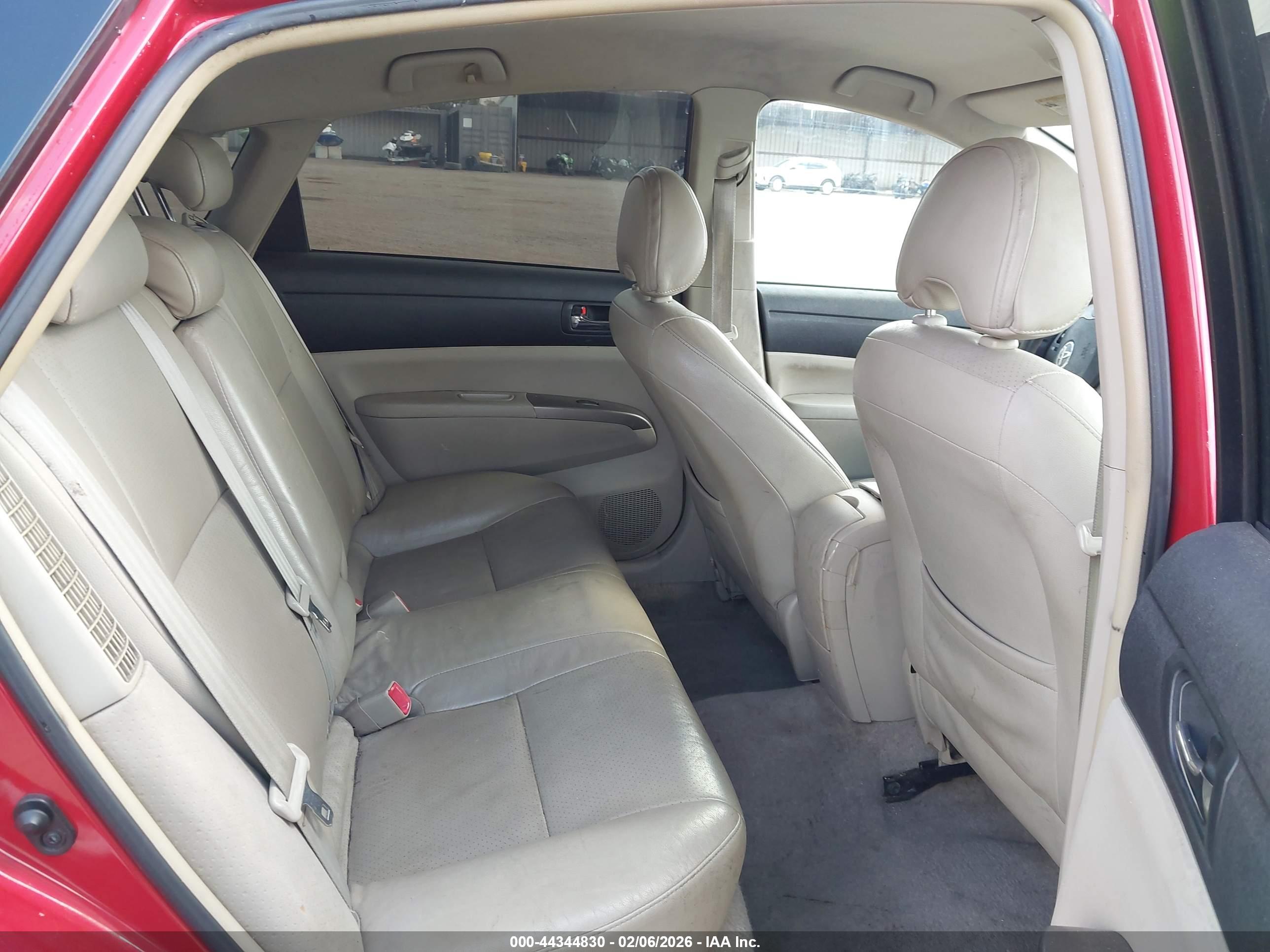 TOYOTA PRIUS image 8