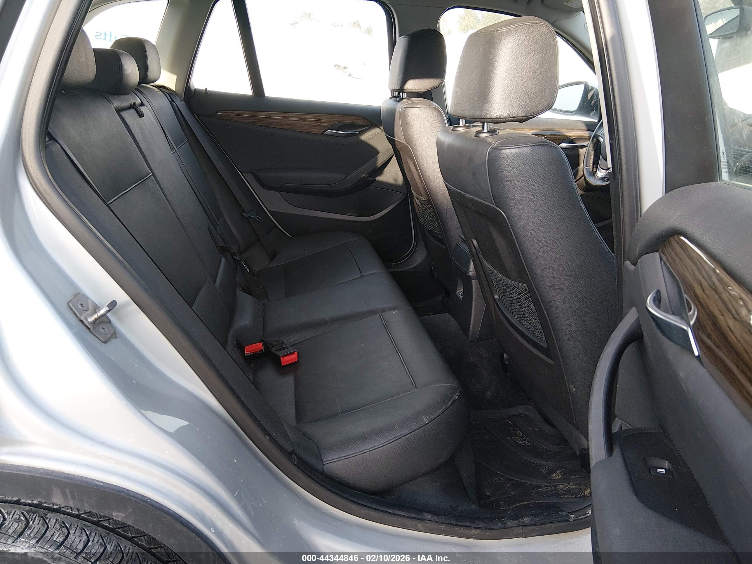 BMW X1 image 8