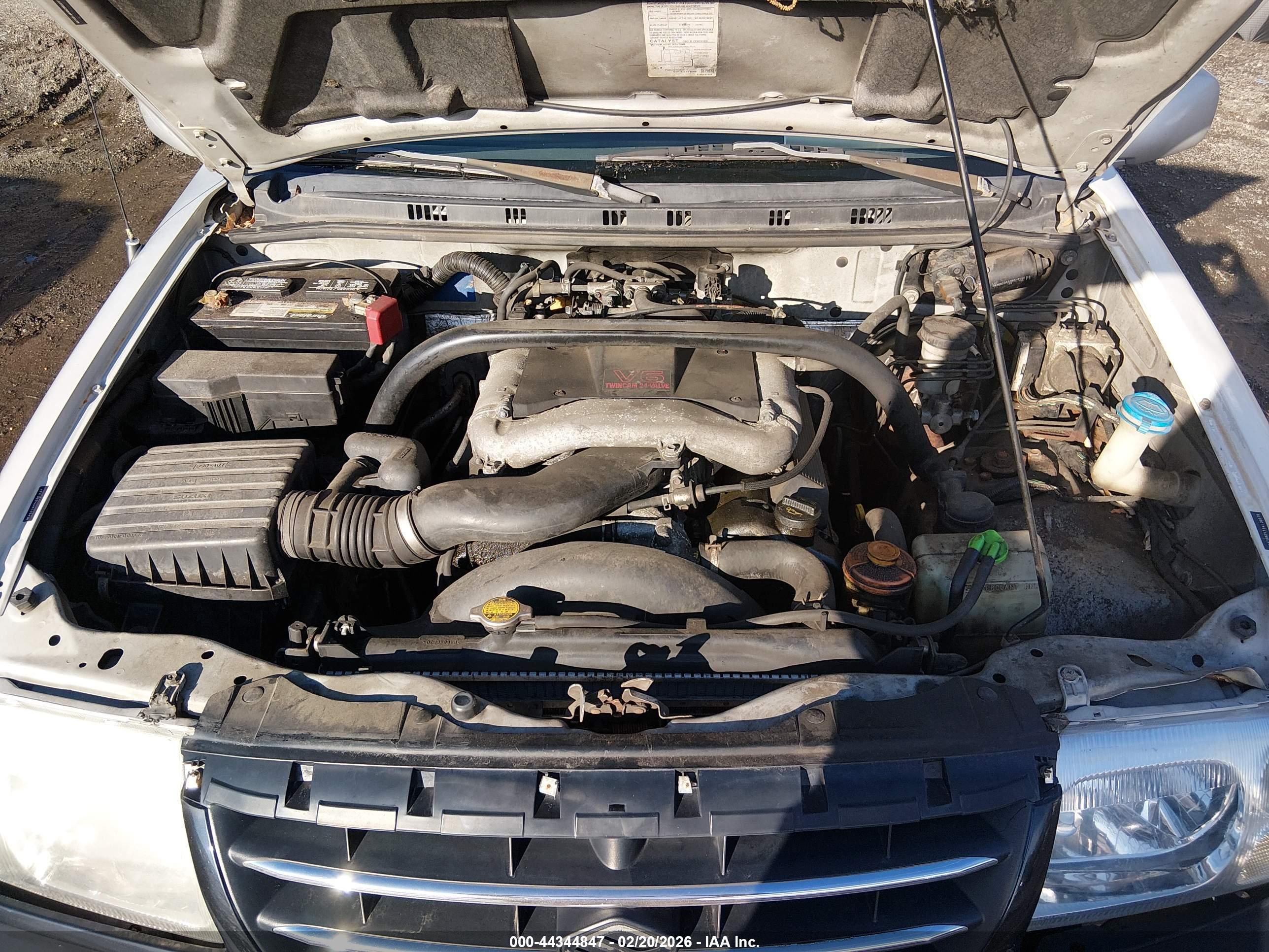 SUZUKI GRAND image 10