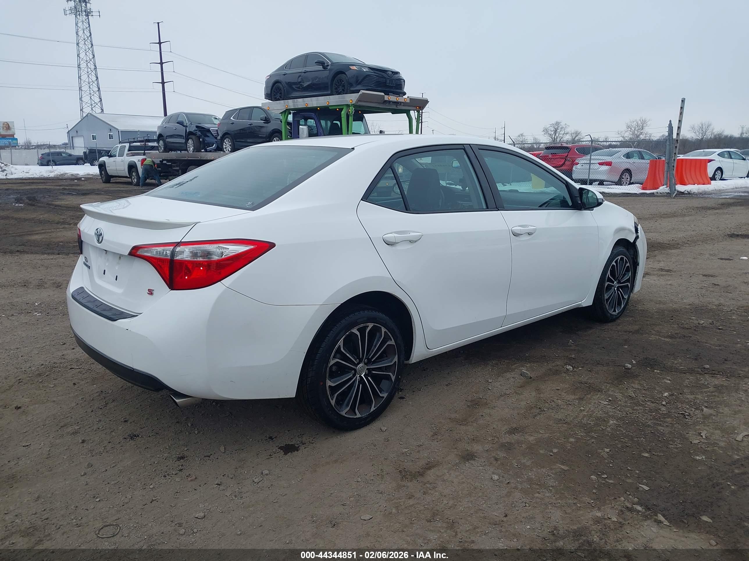 TOYOTA COROLLA image 4