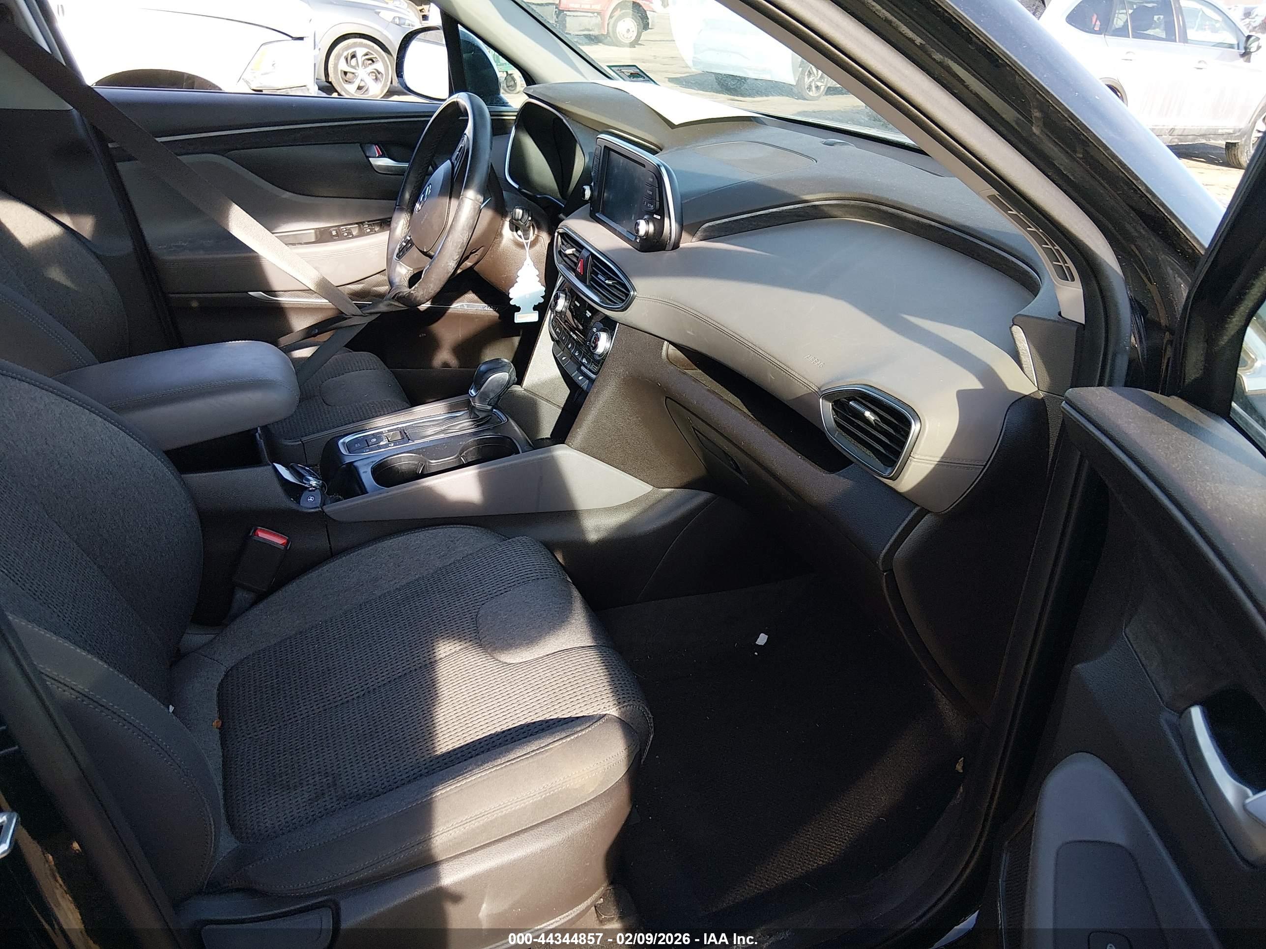HYUNDAI SANTA image 5