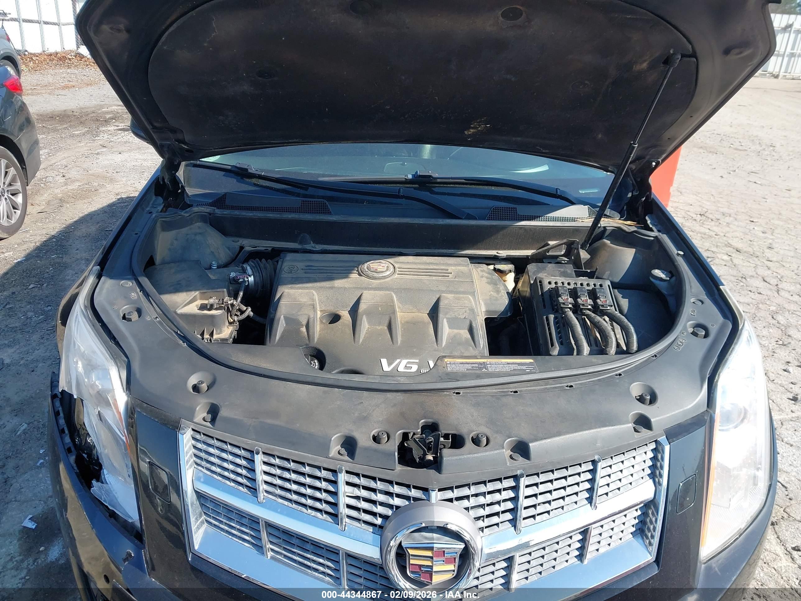CADILLAC SRX image 10