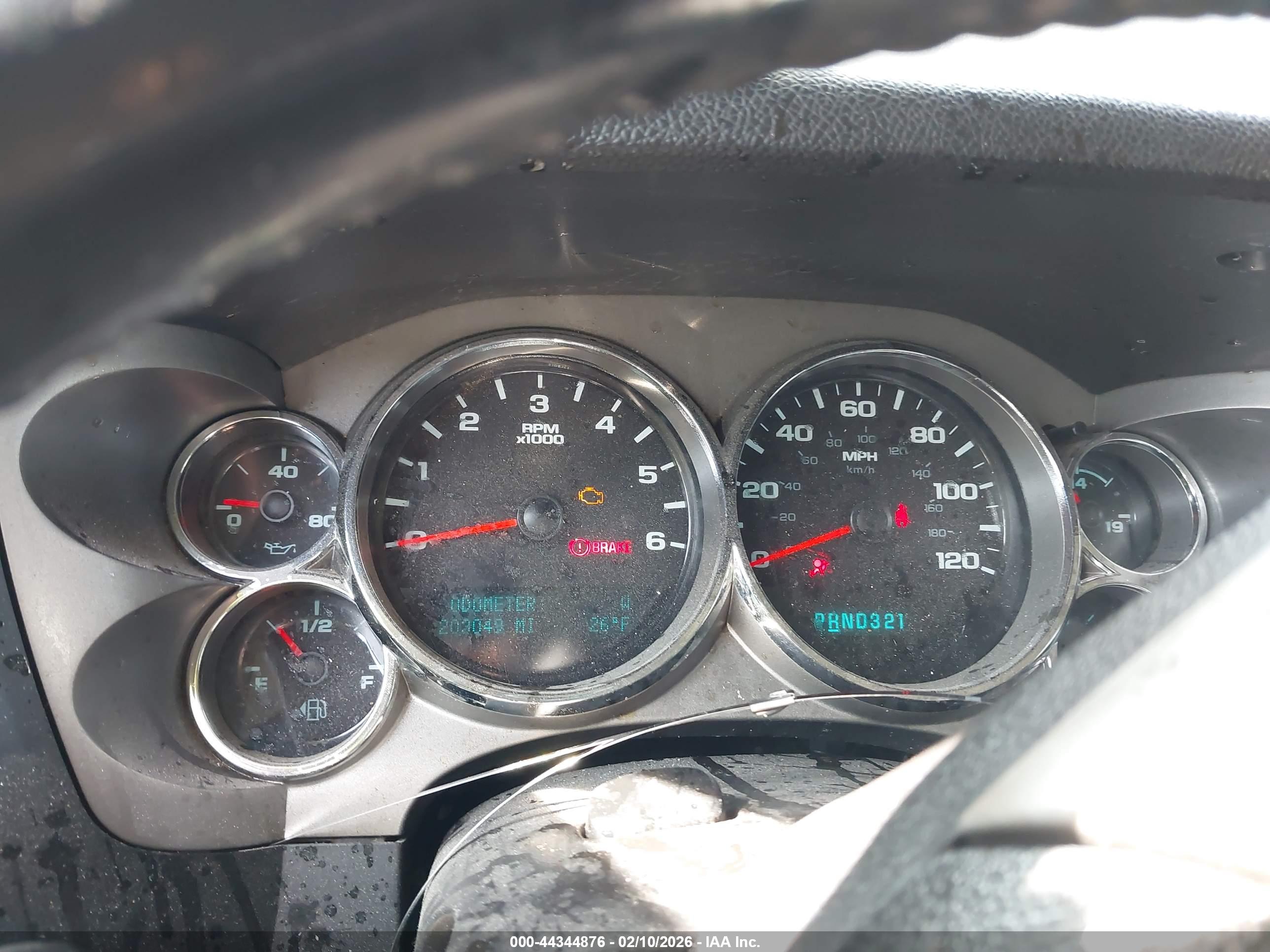 CHEVROLET SILVERADO image 7