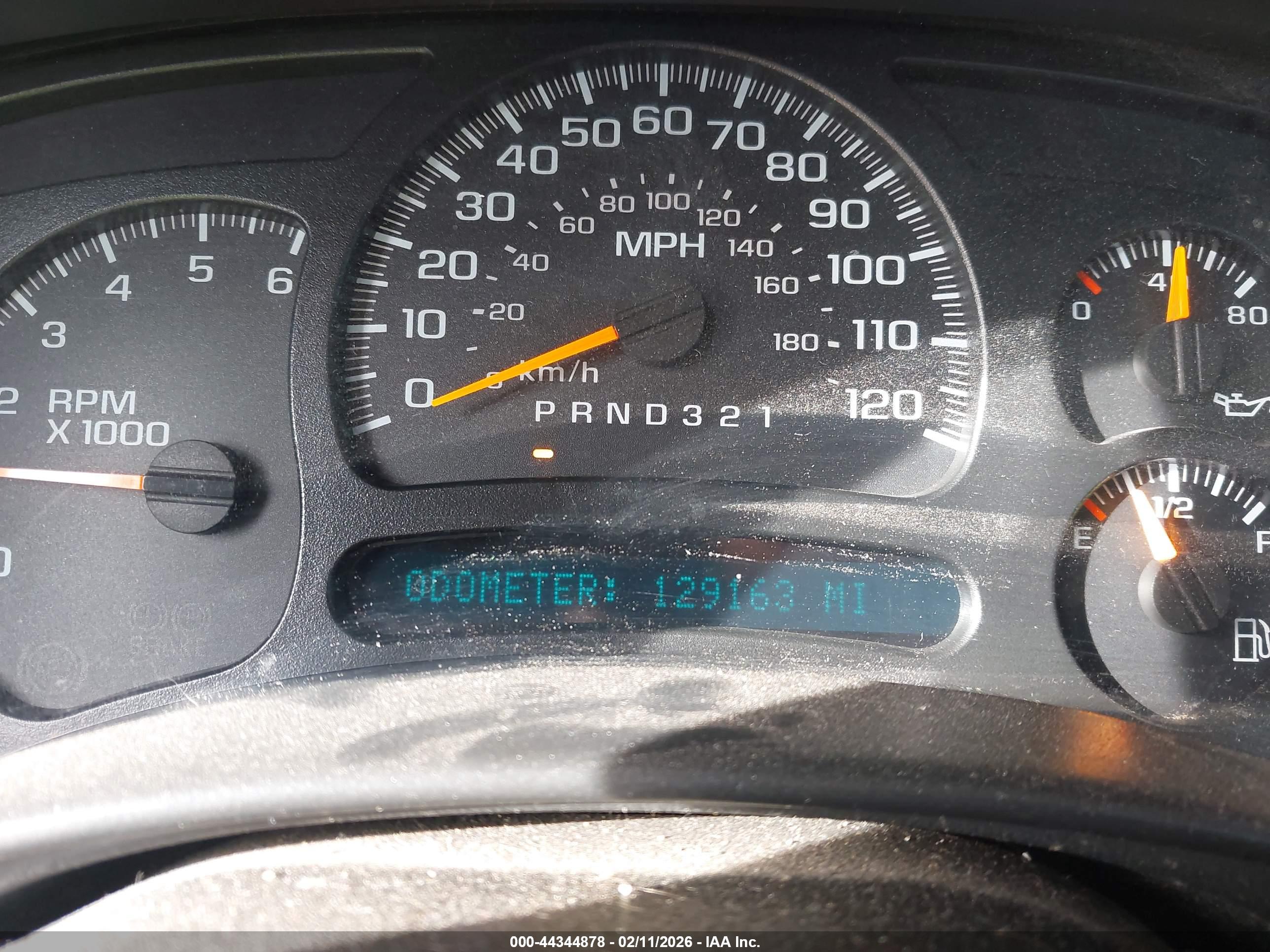 CHEVROLET SILVERADO image 7