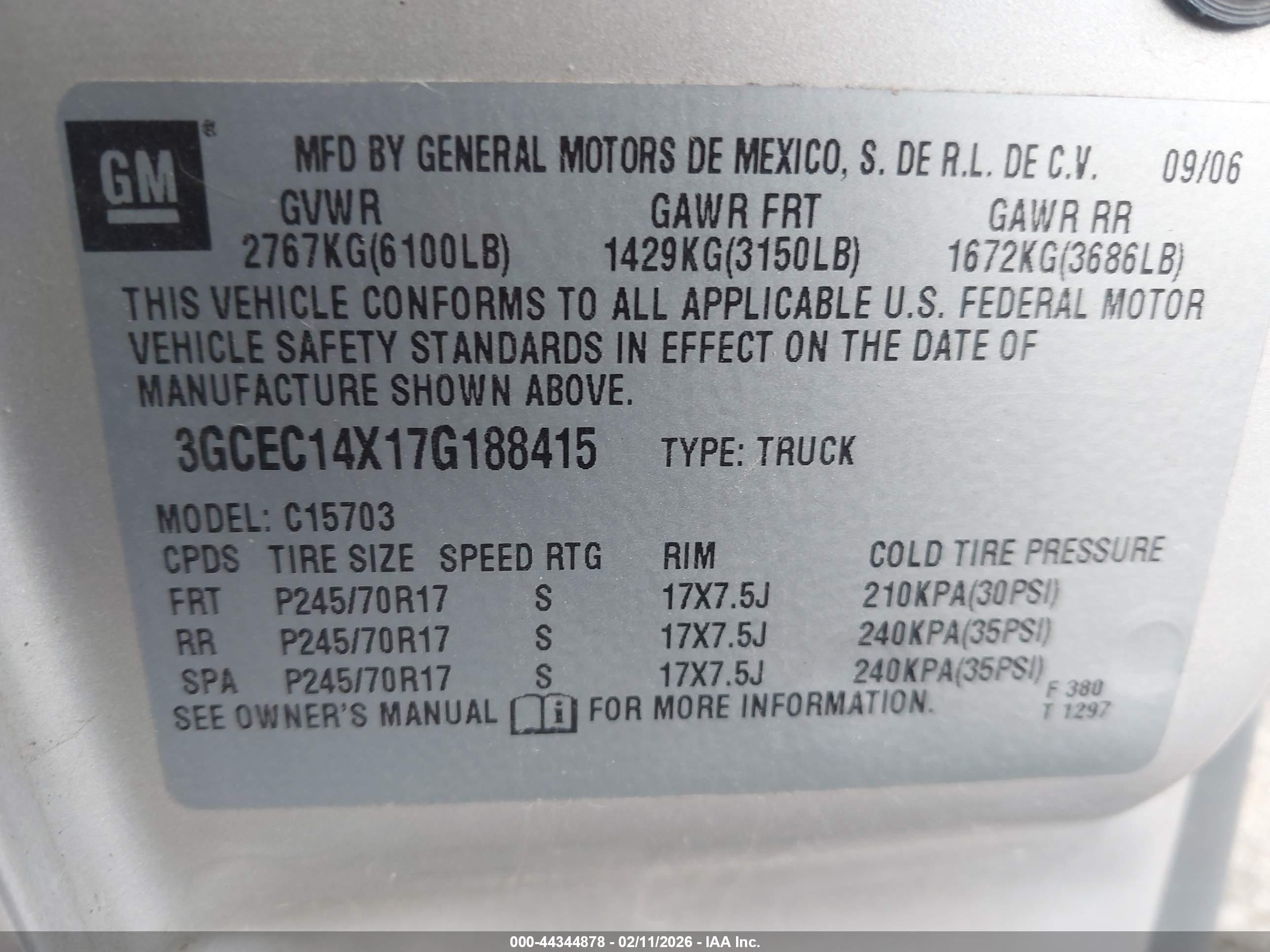 CHEVROLET SILVERADO image 9