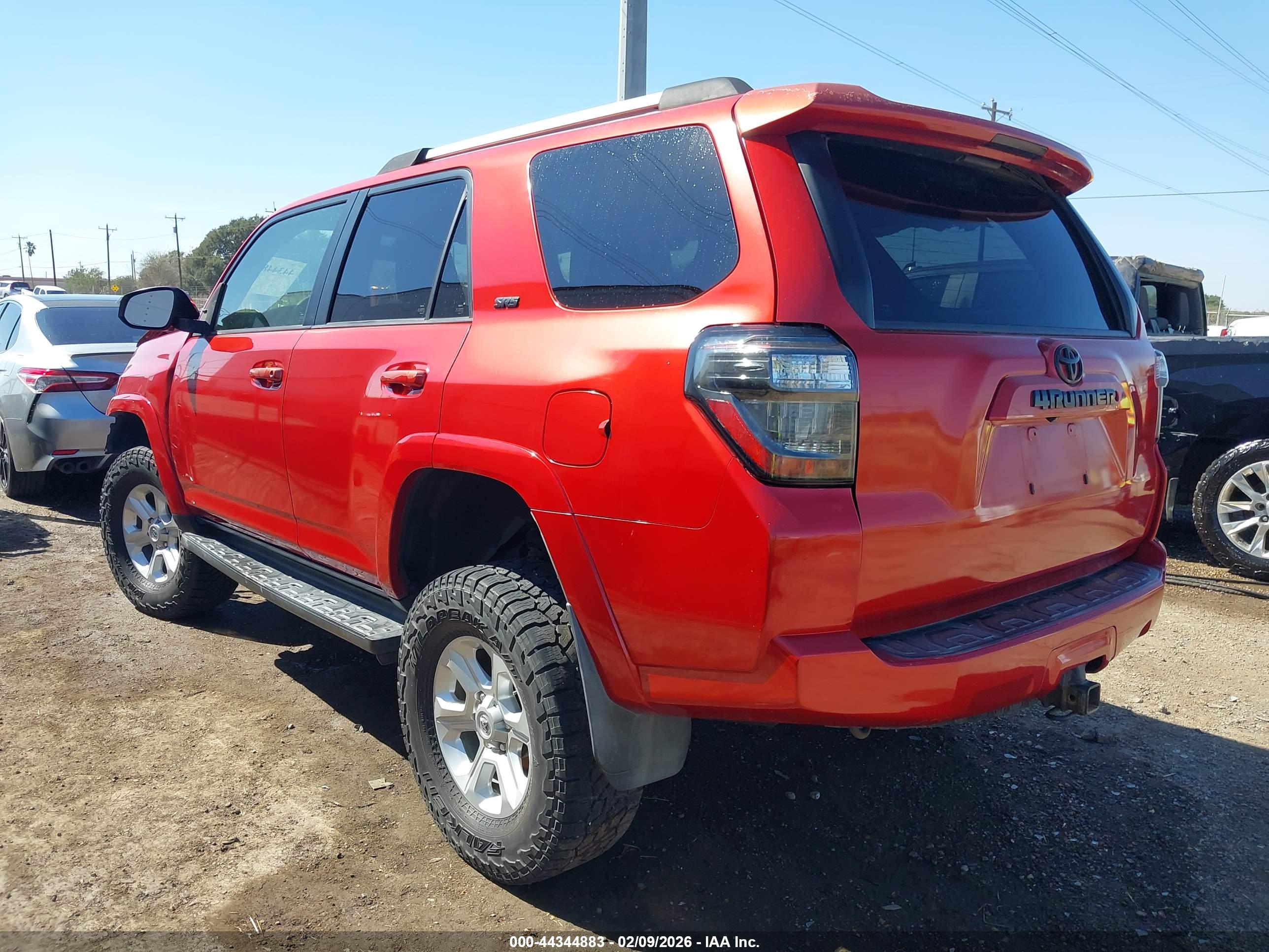 TOYOTA 4RUNNER image 3