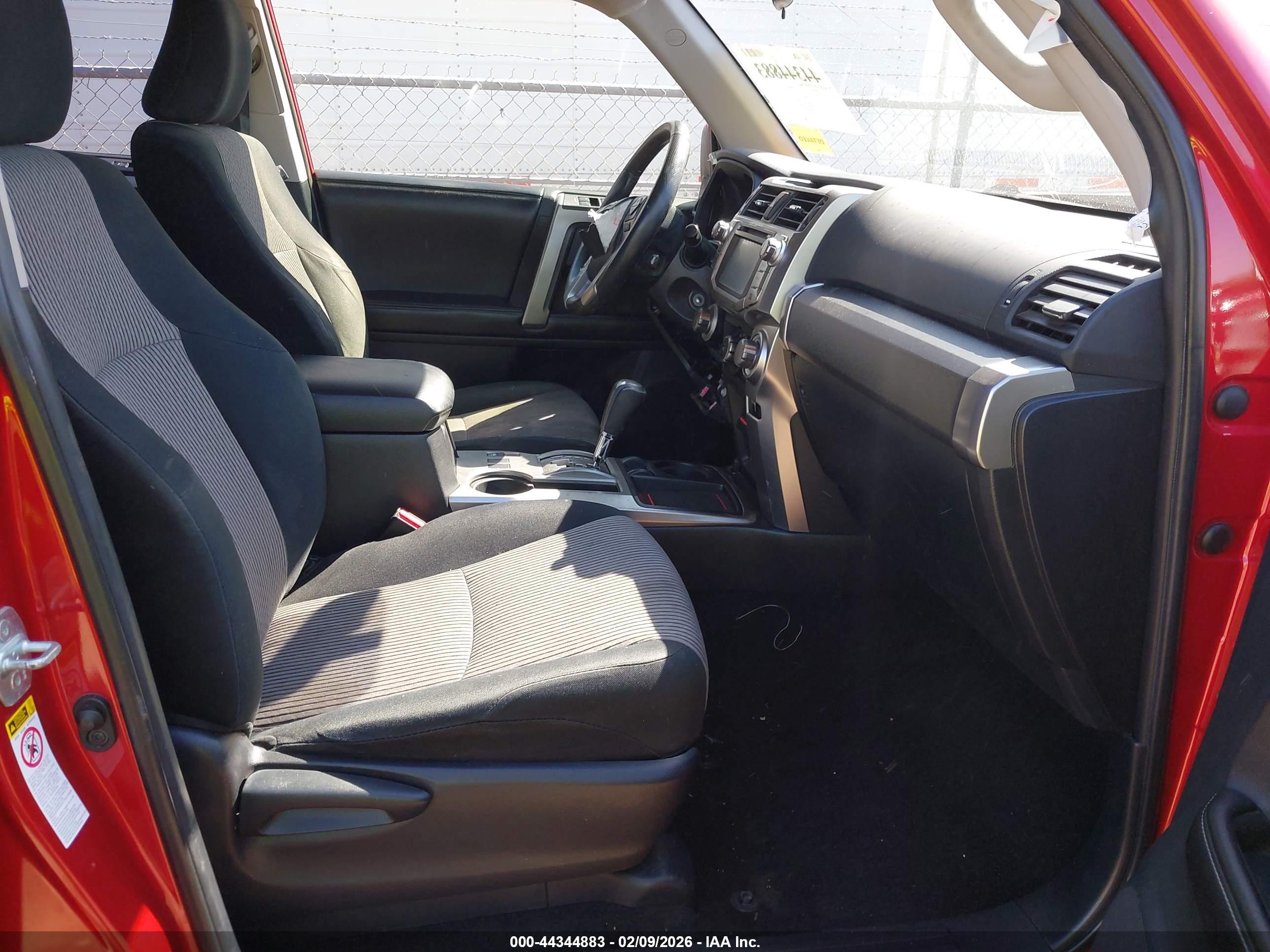 TOYOTA 4RUNNER image 5