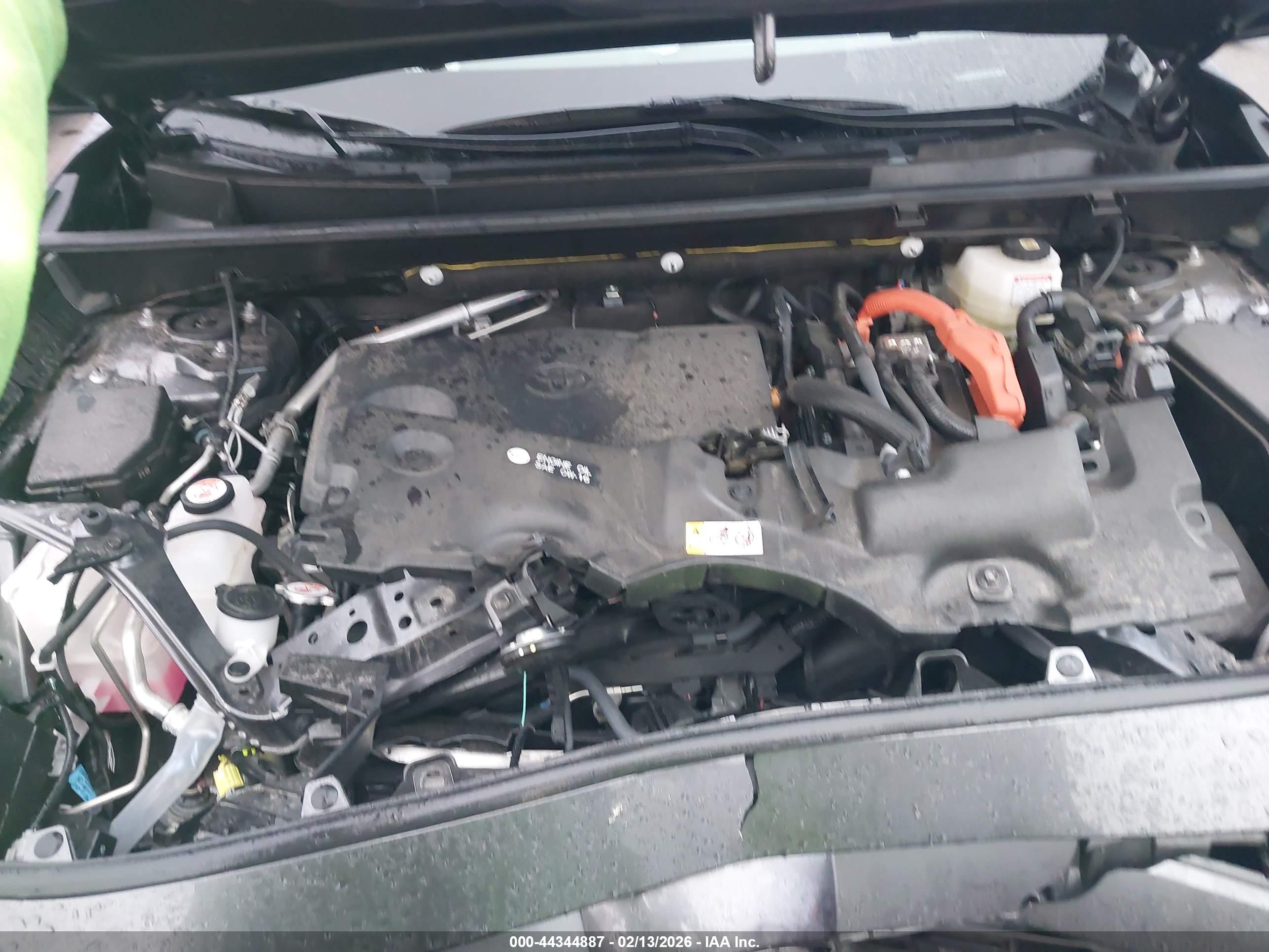 TOYOTA RAV4 image 10