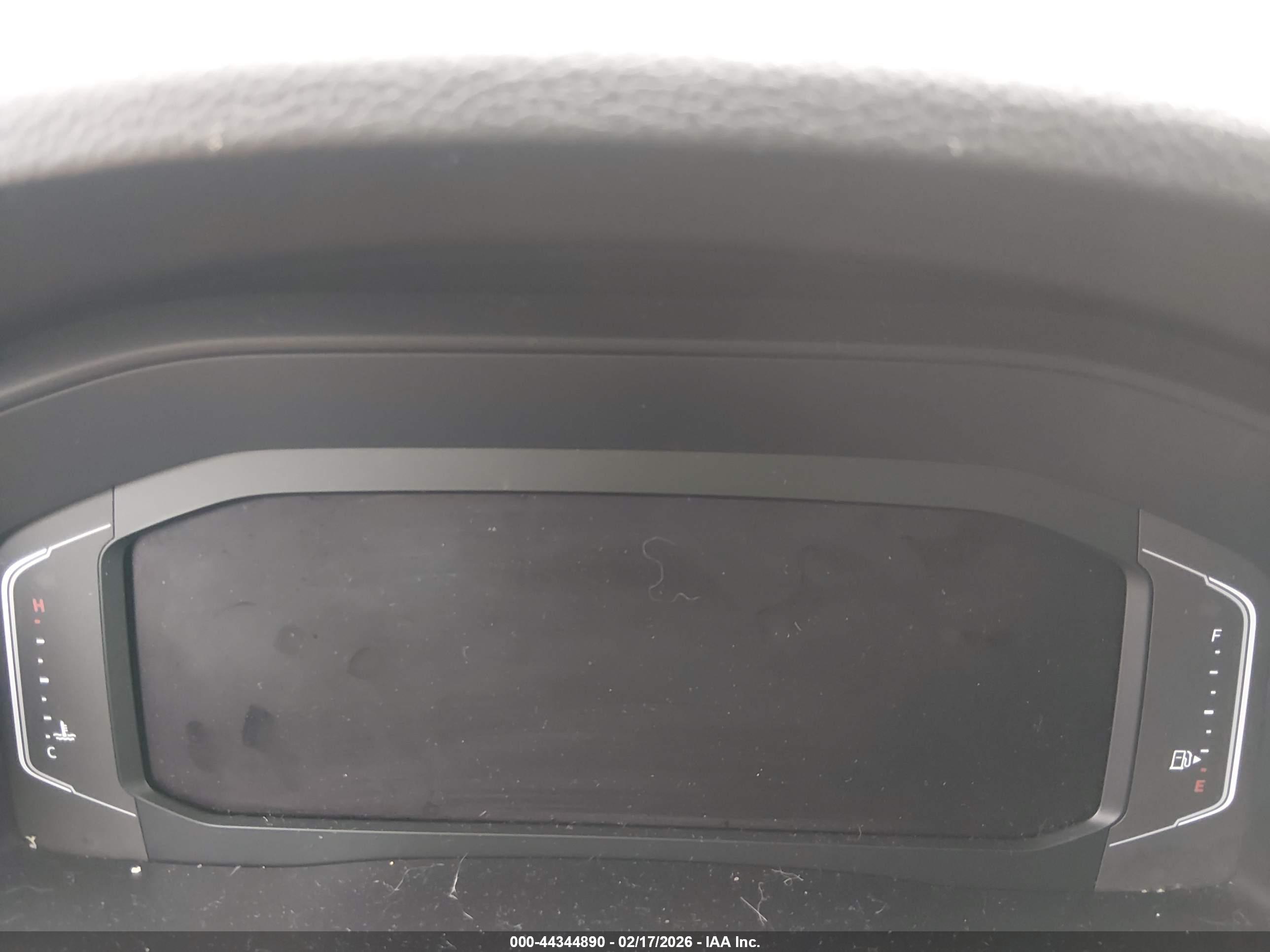 VOLKSWAGEN ATLAS image 7