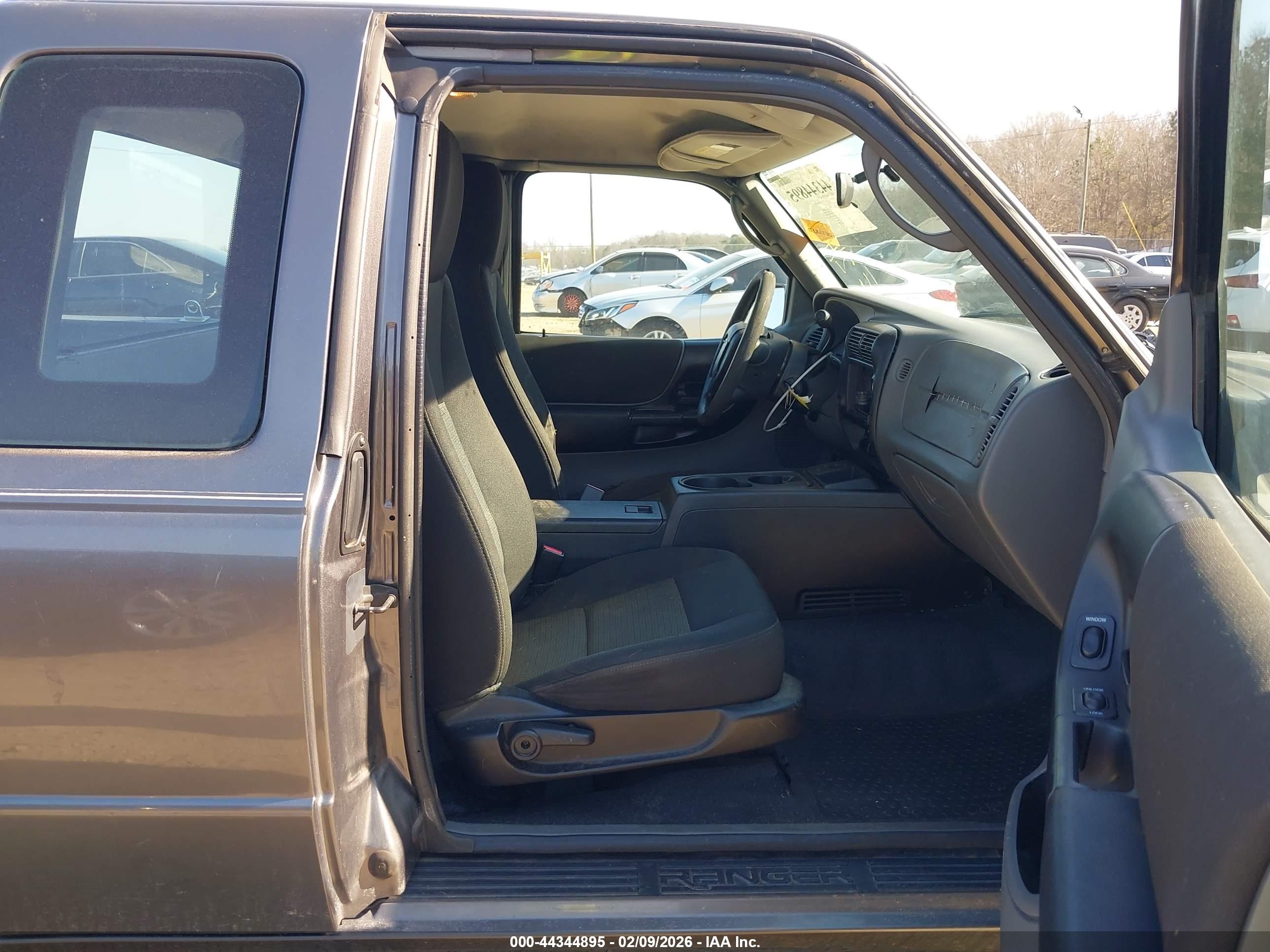 FORD RANGER image 5