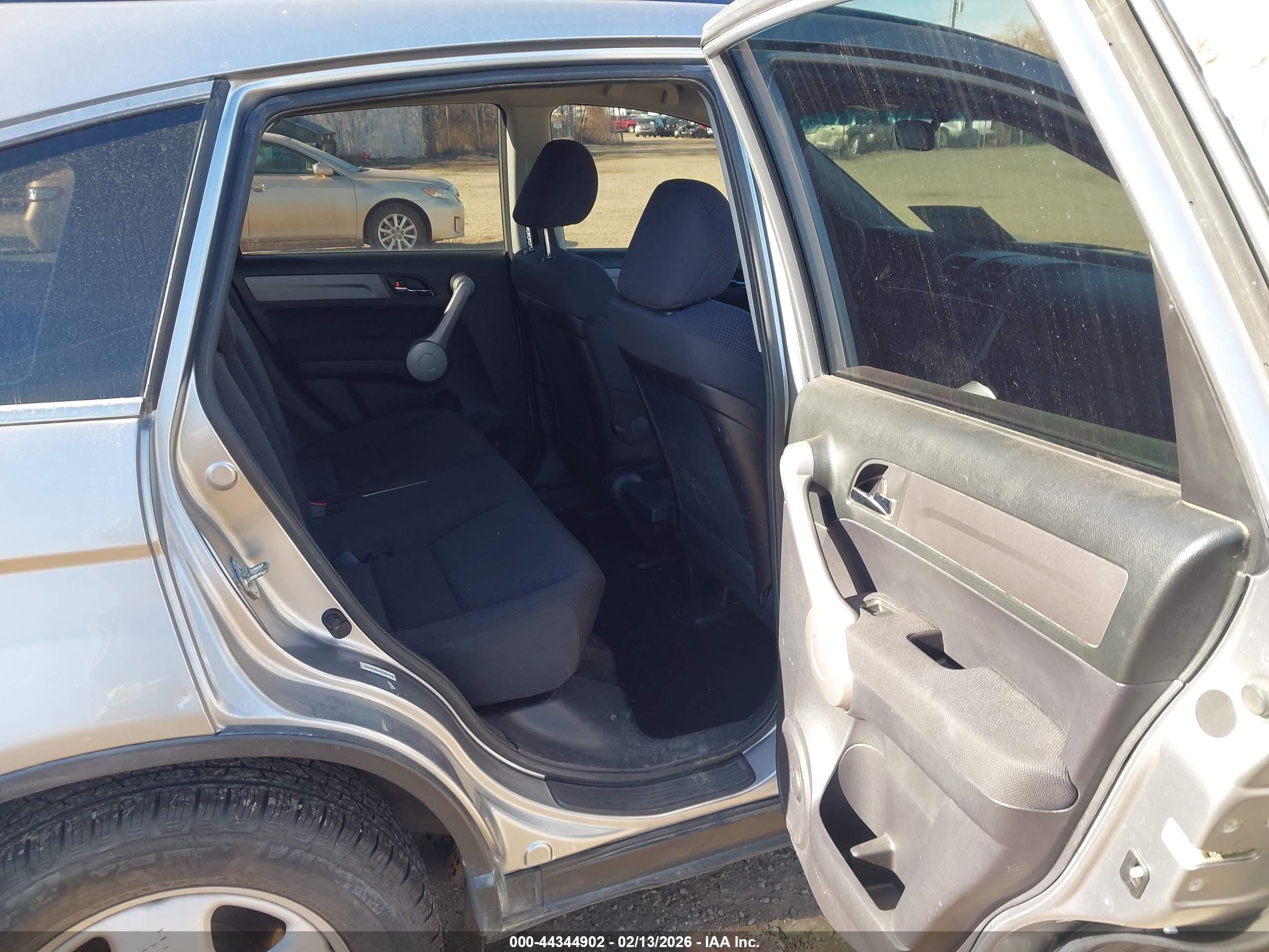 HONDA CR-V image 8