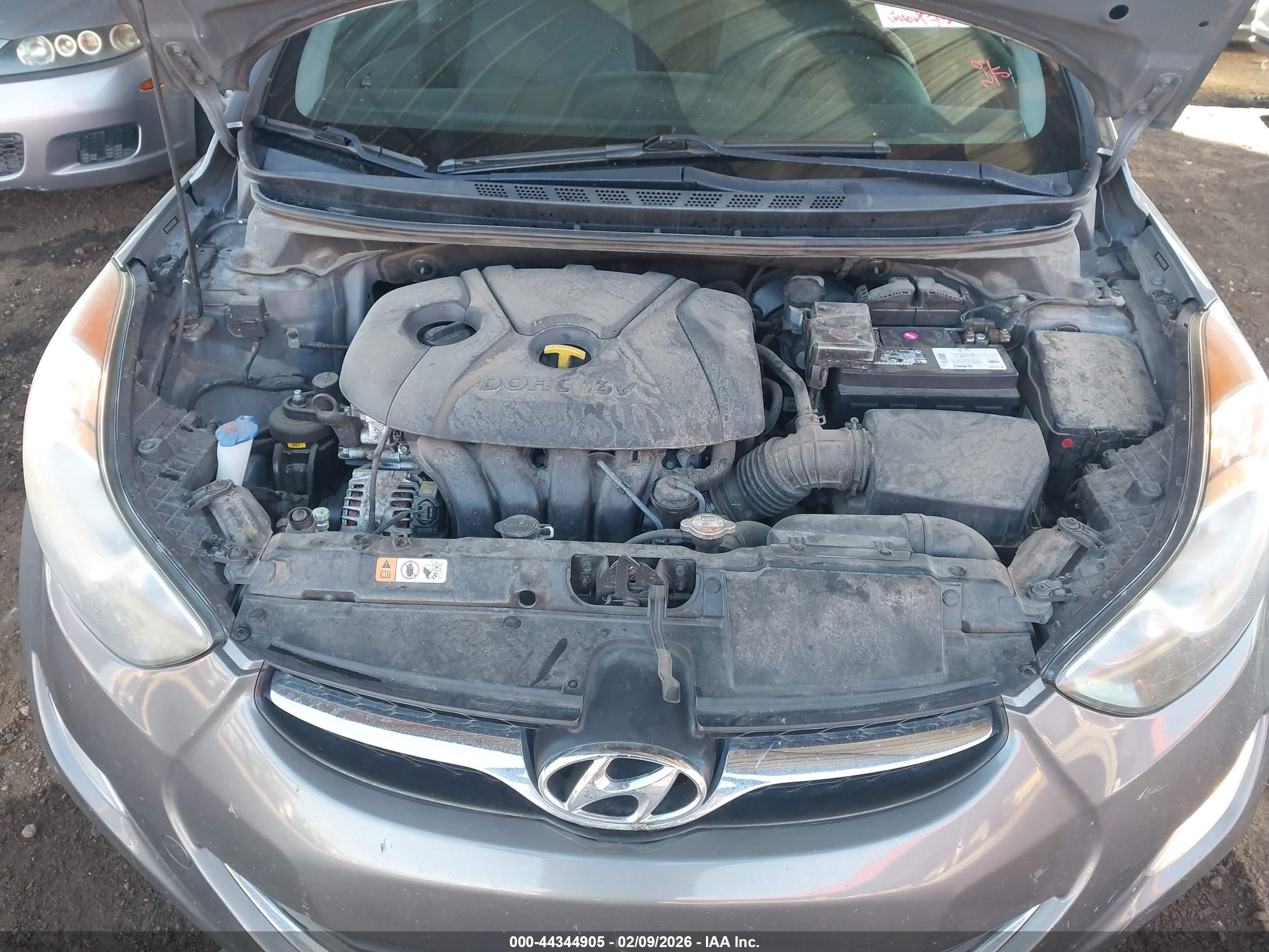 HYUNDAI ELANTRA image 10