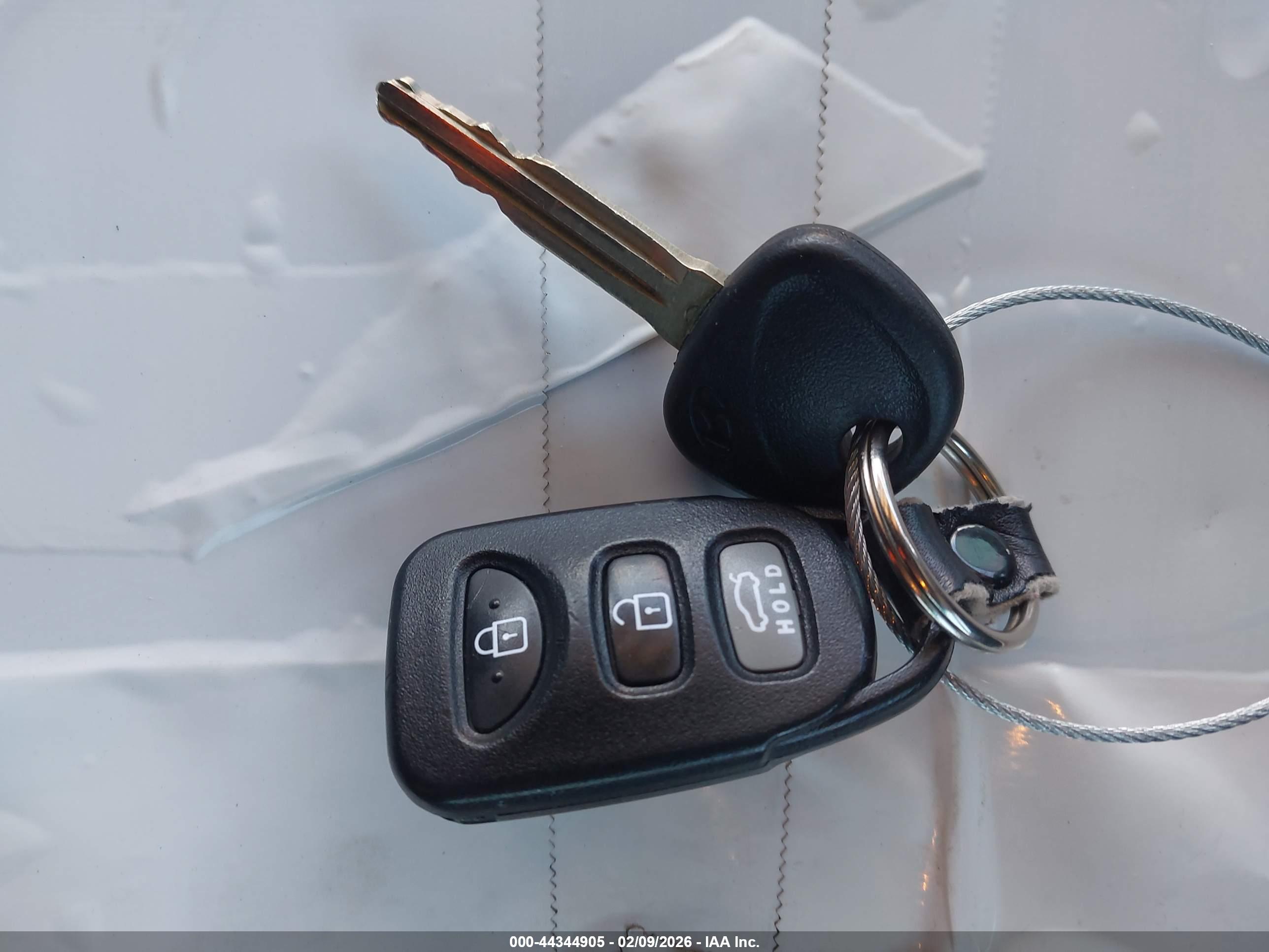 HYUNDAI ELANTRA image 11