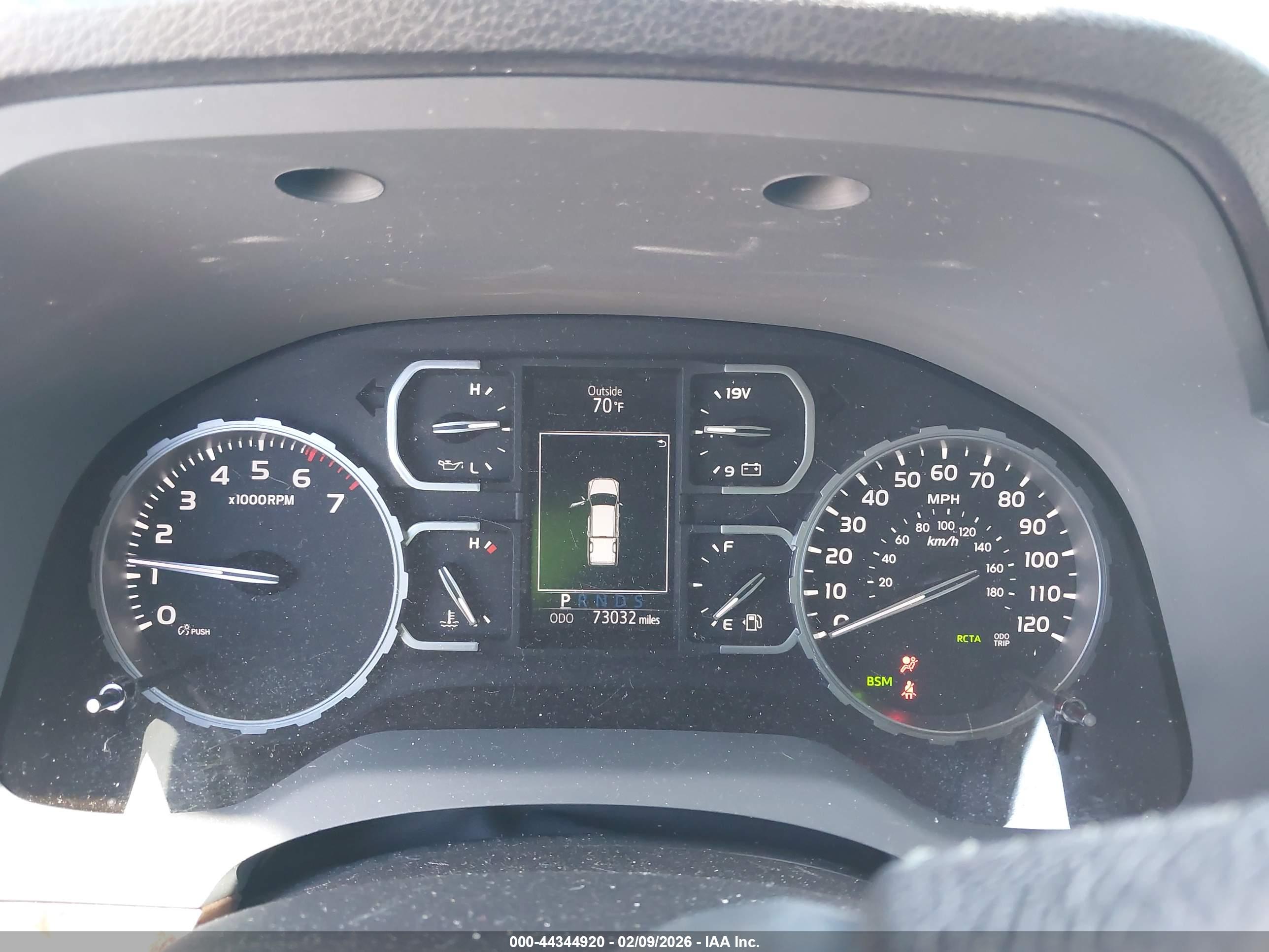 TOYOTA TUNDRA image 7