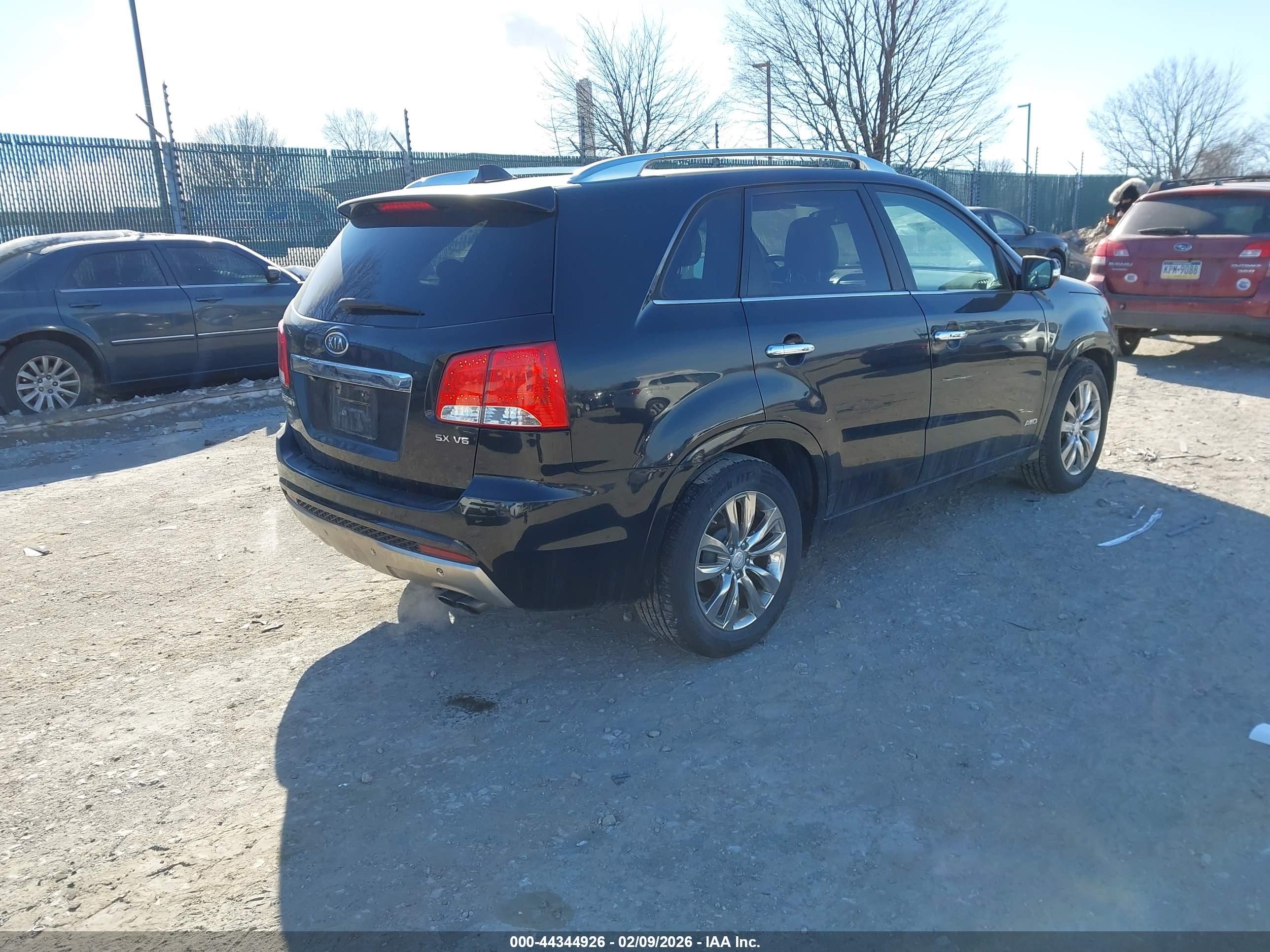 KIA SORENTO image 4