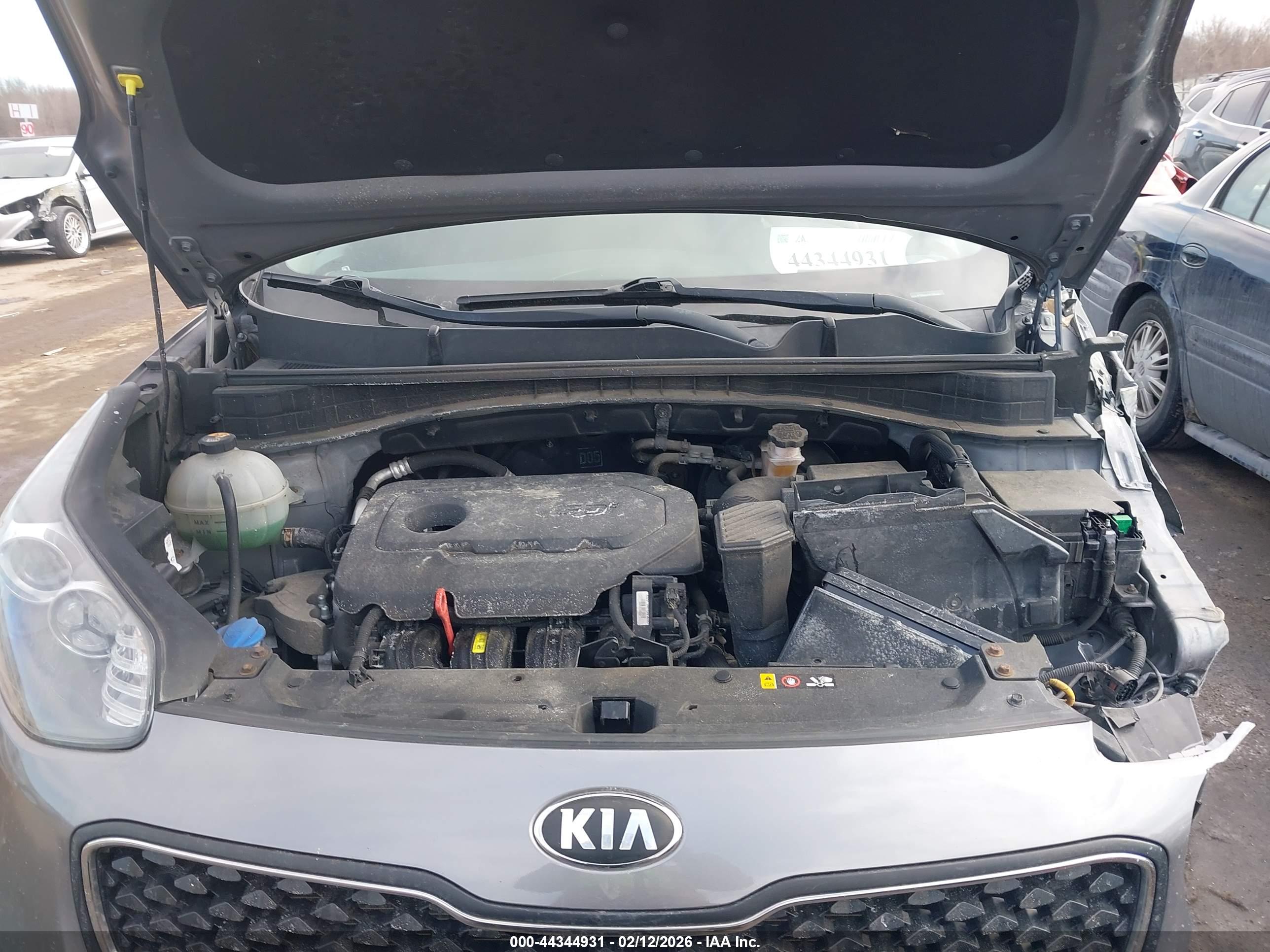 KIA SPORTAGE image 10