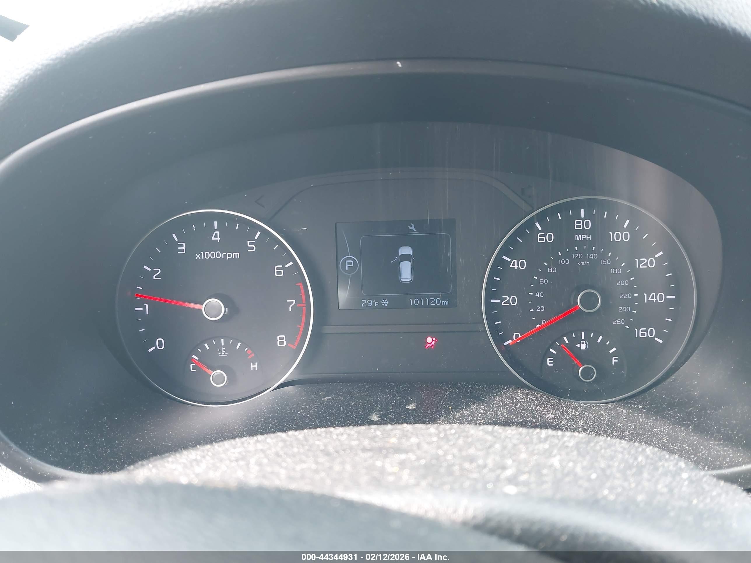 KIA SPORTAGE image 7