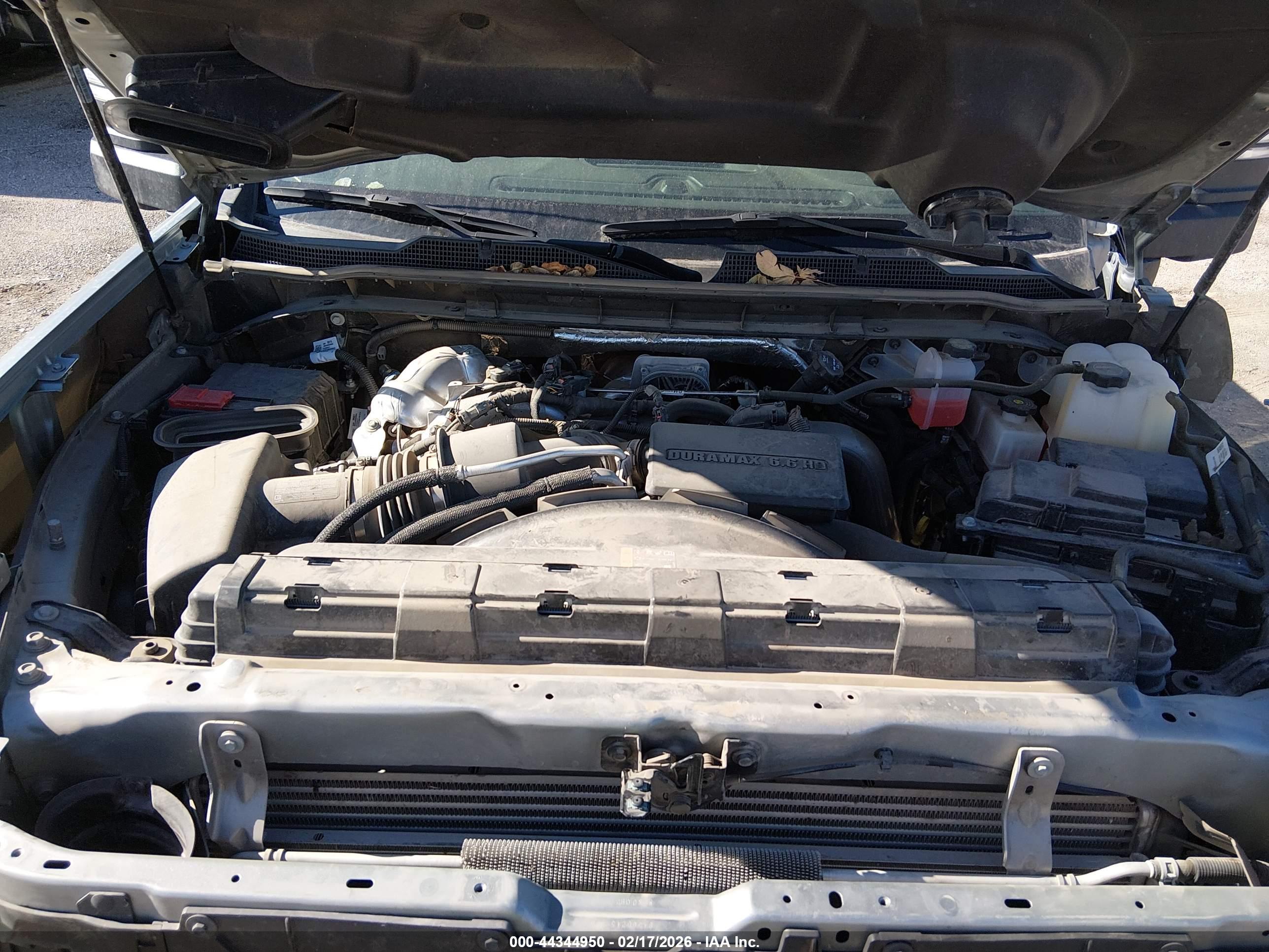 CHEVROLET SILVERADO image 10
