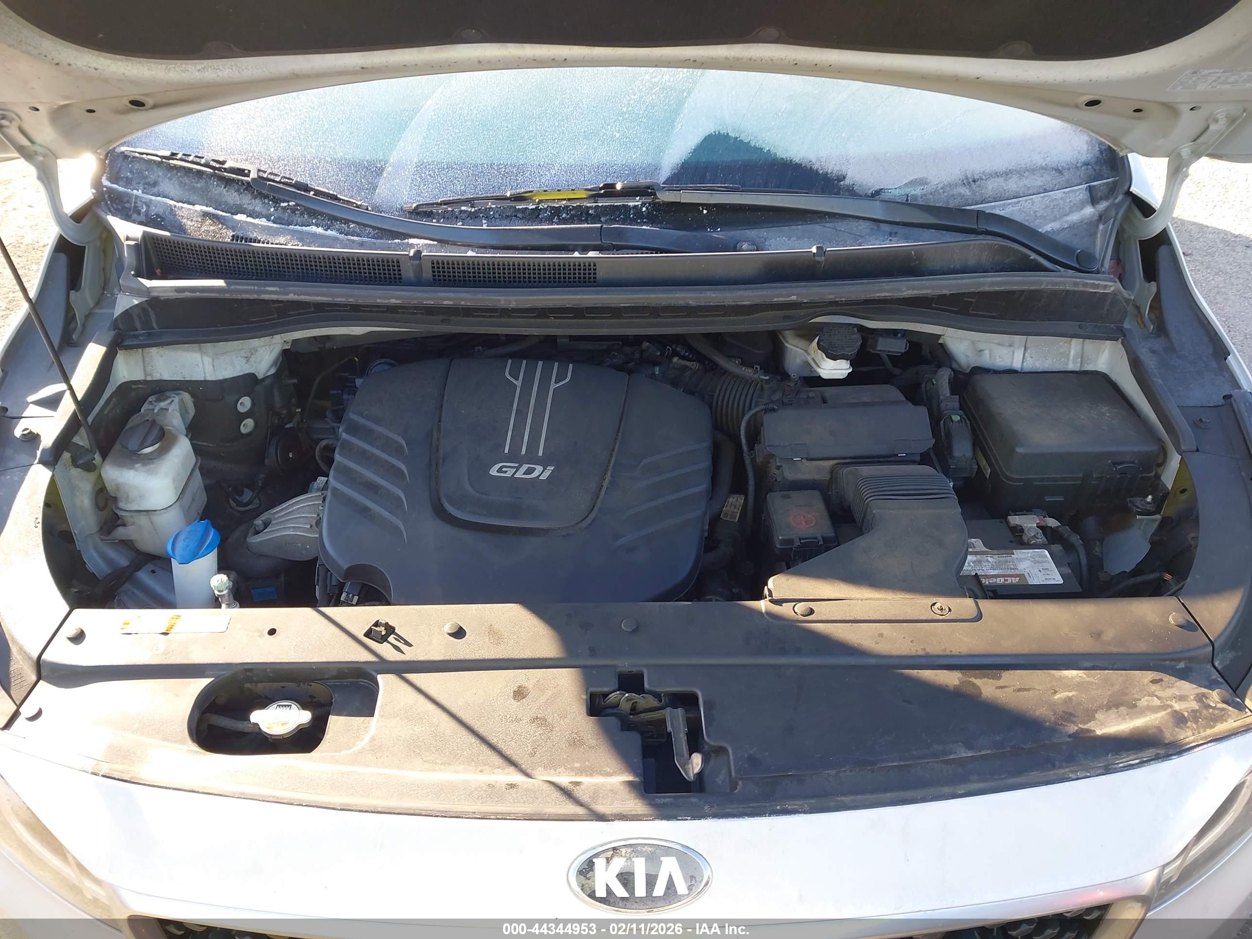 KIA SEDONA image 10