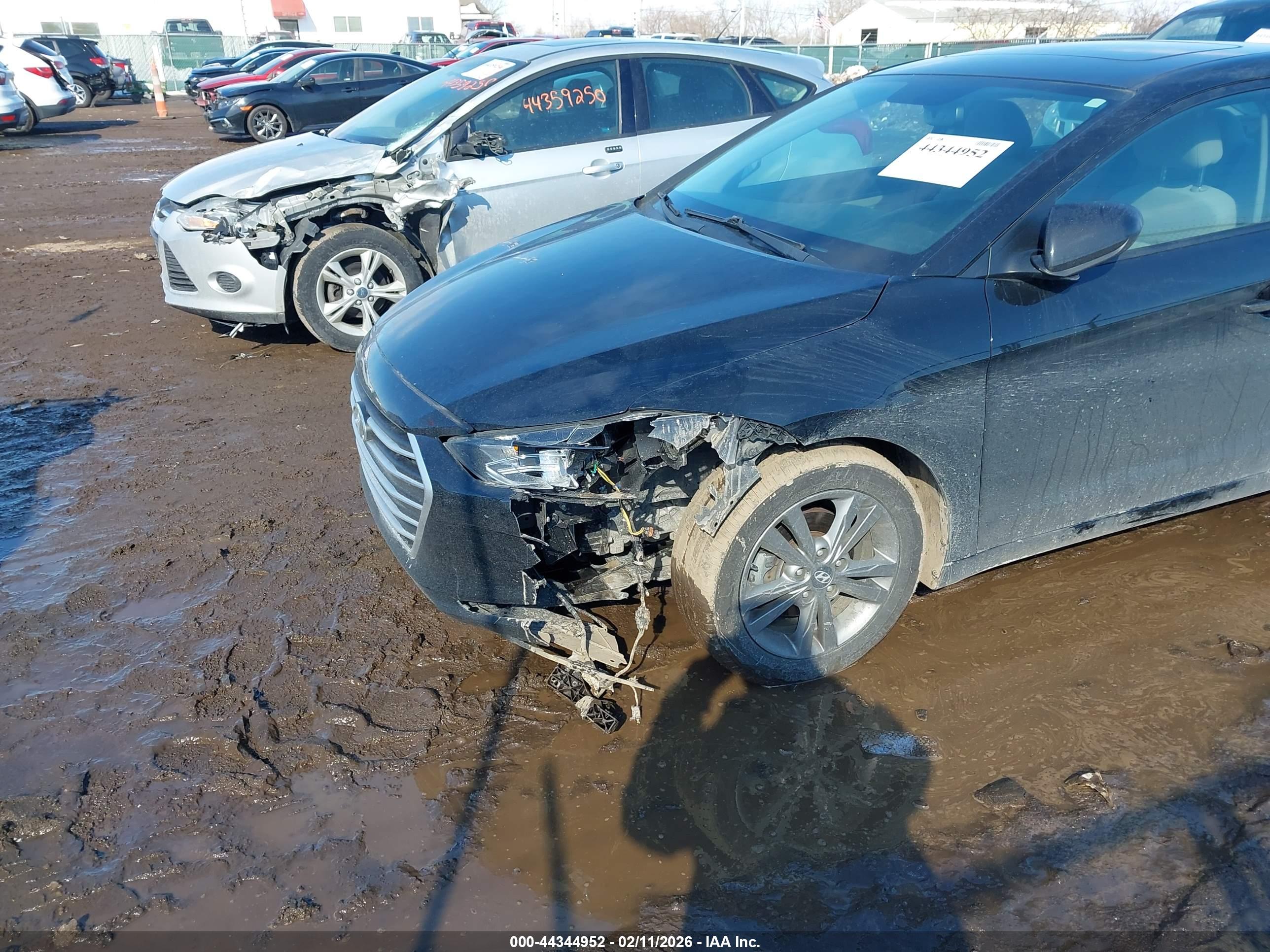 HYUNDAI ELANTRA image 6
