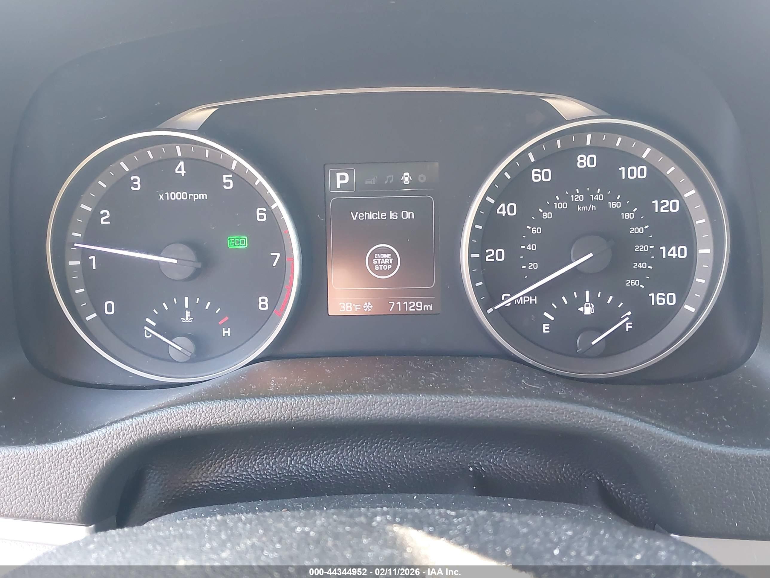 HYUNDAI ELANTRA image 7