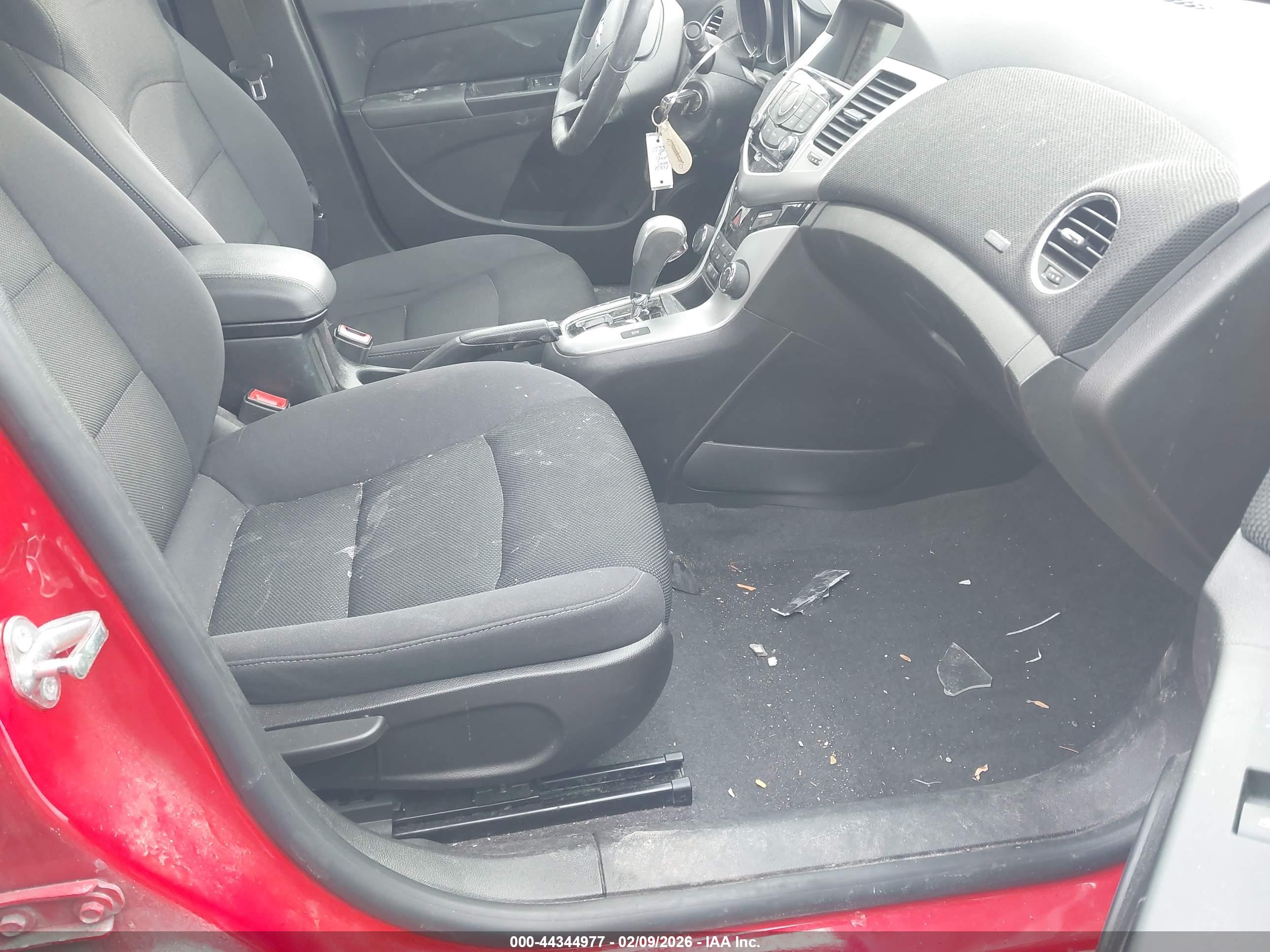 CHEVROLET CRUZE image 5