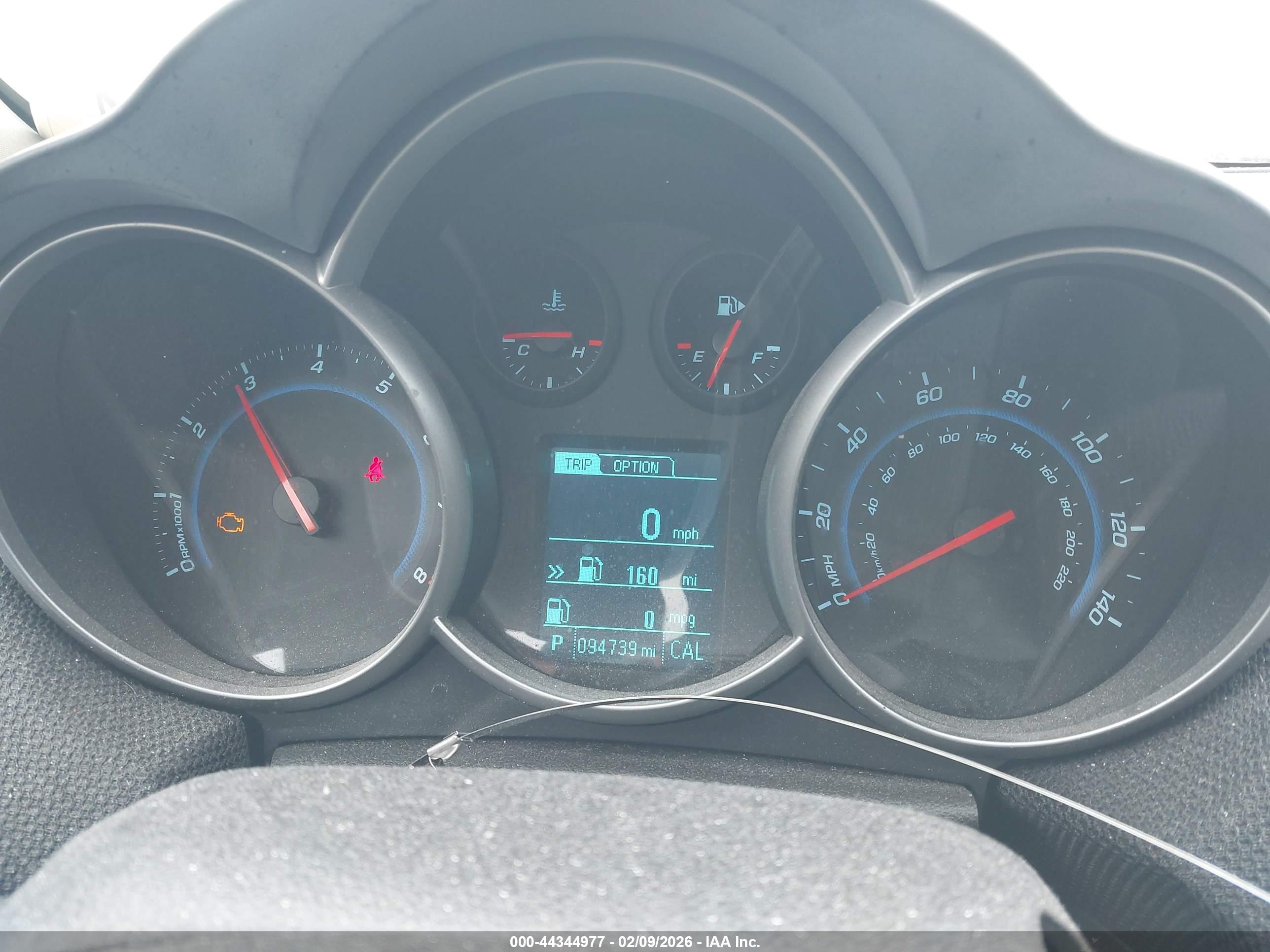 CHEVROLET CRUZE image 7