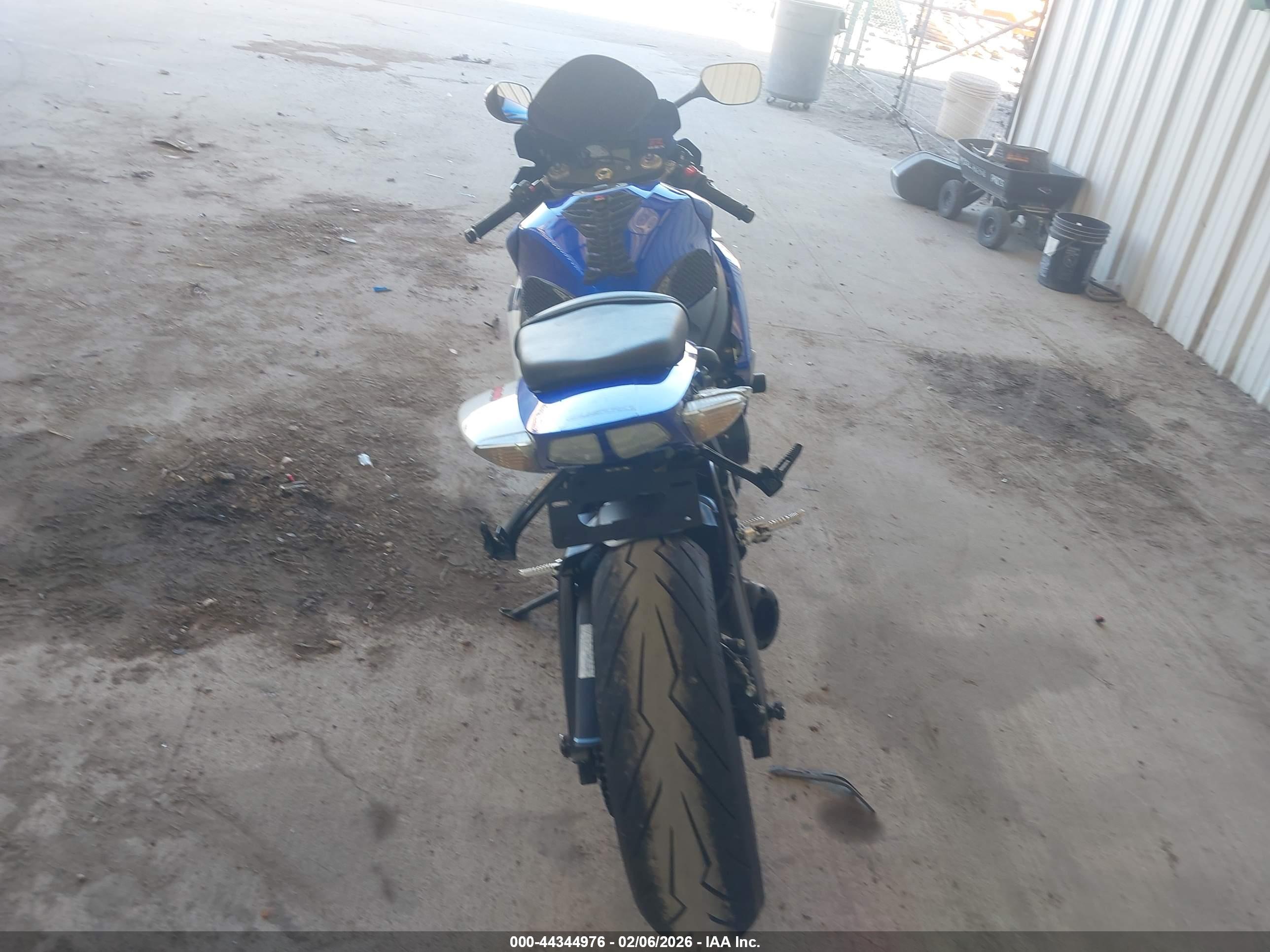 SUZUKI GSX-R600 image 6