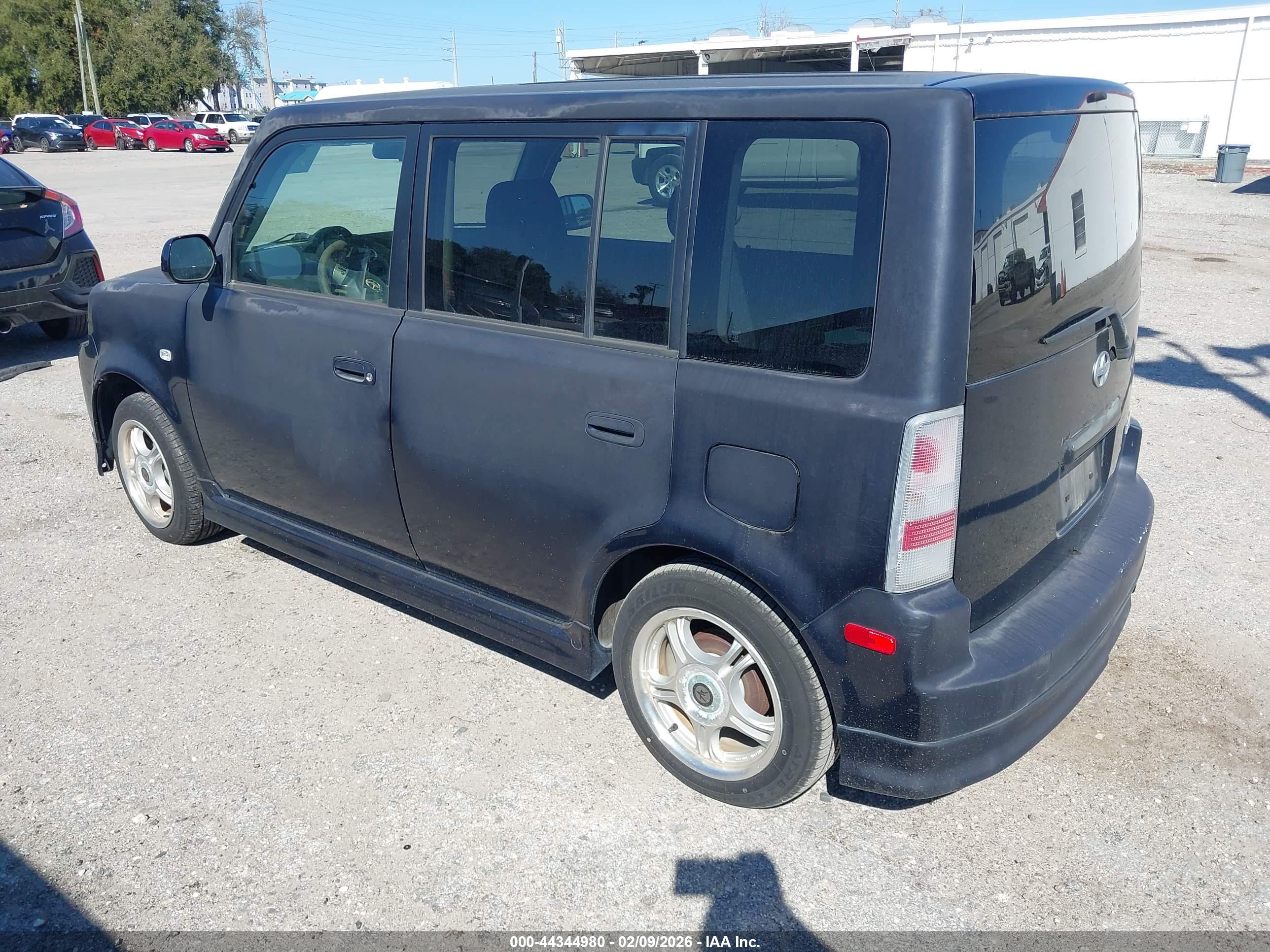 SCION XB image 3