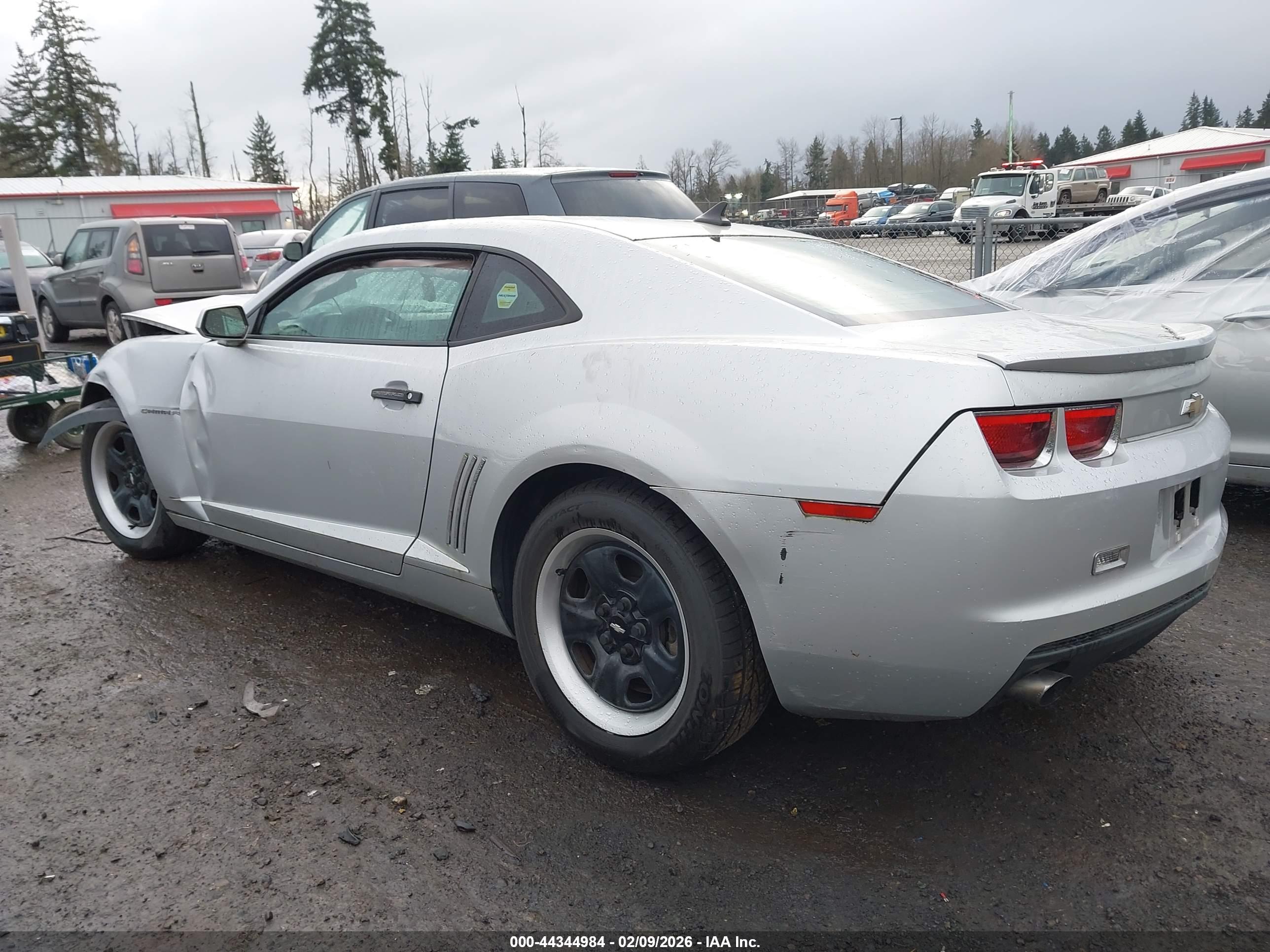 CHEVROLET CAMARO image 3