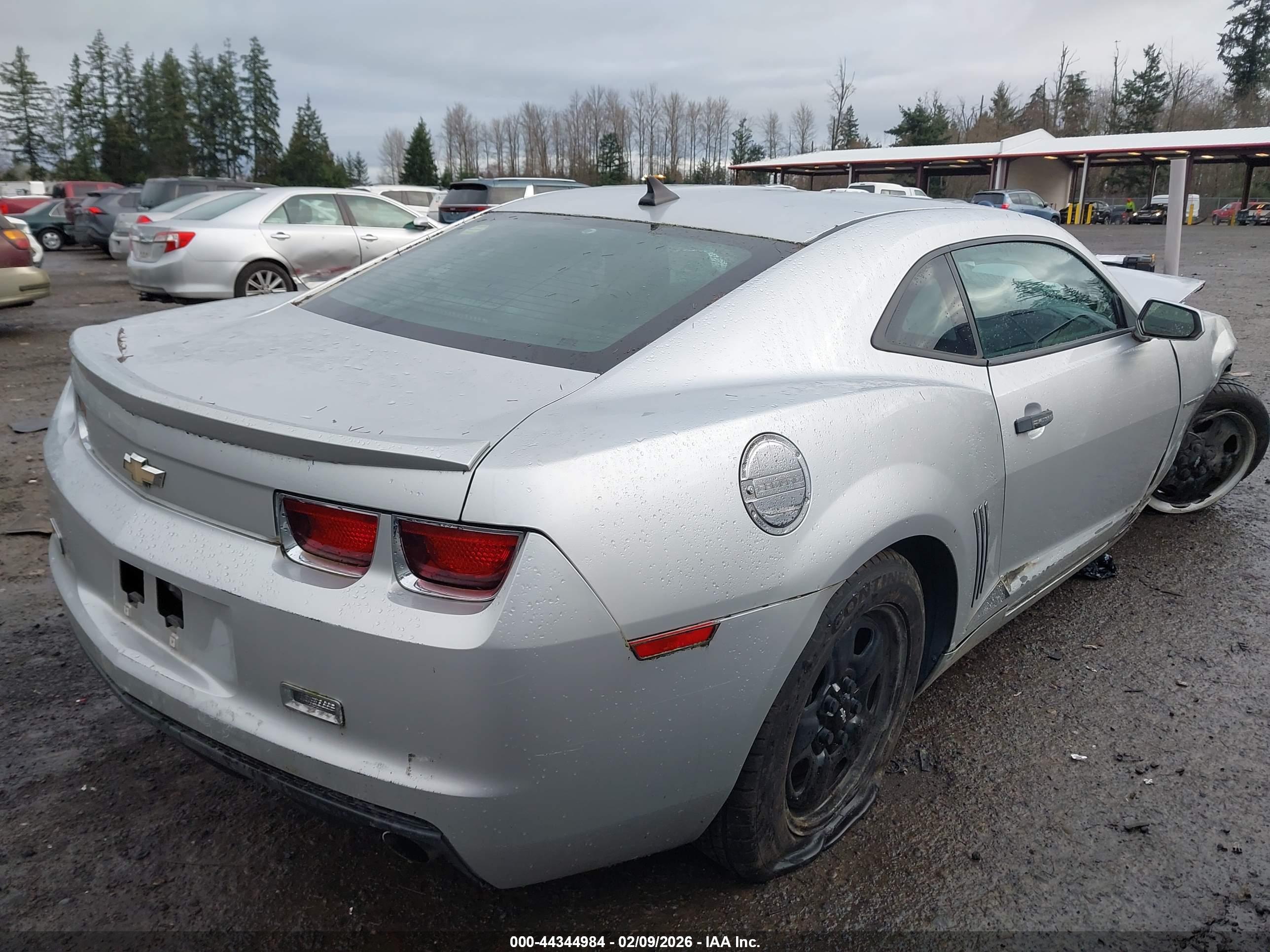CHEVROLET CAMARO image 4