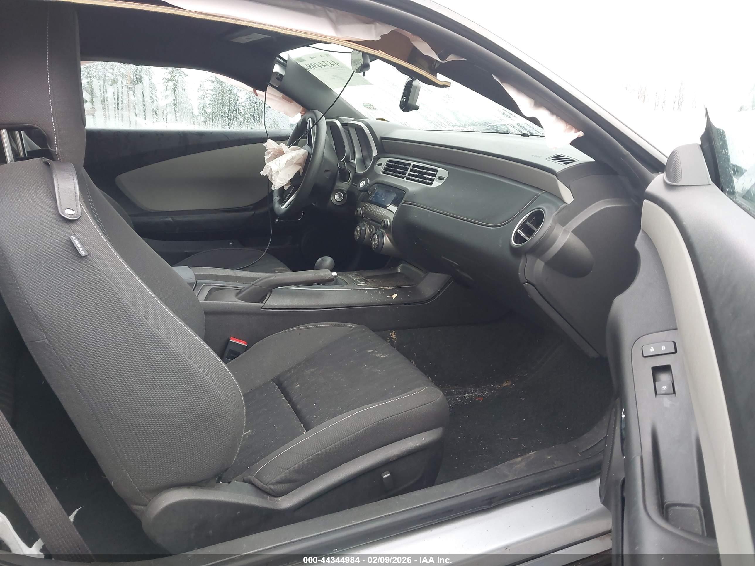CHEVROLET CAMARO image 5