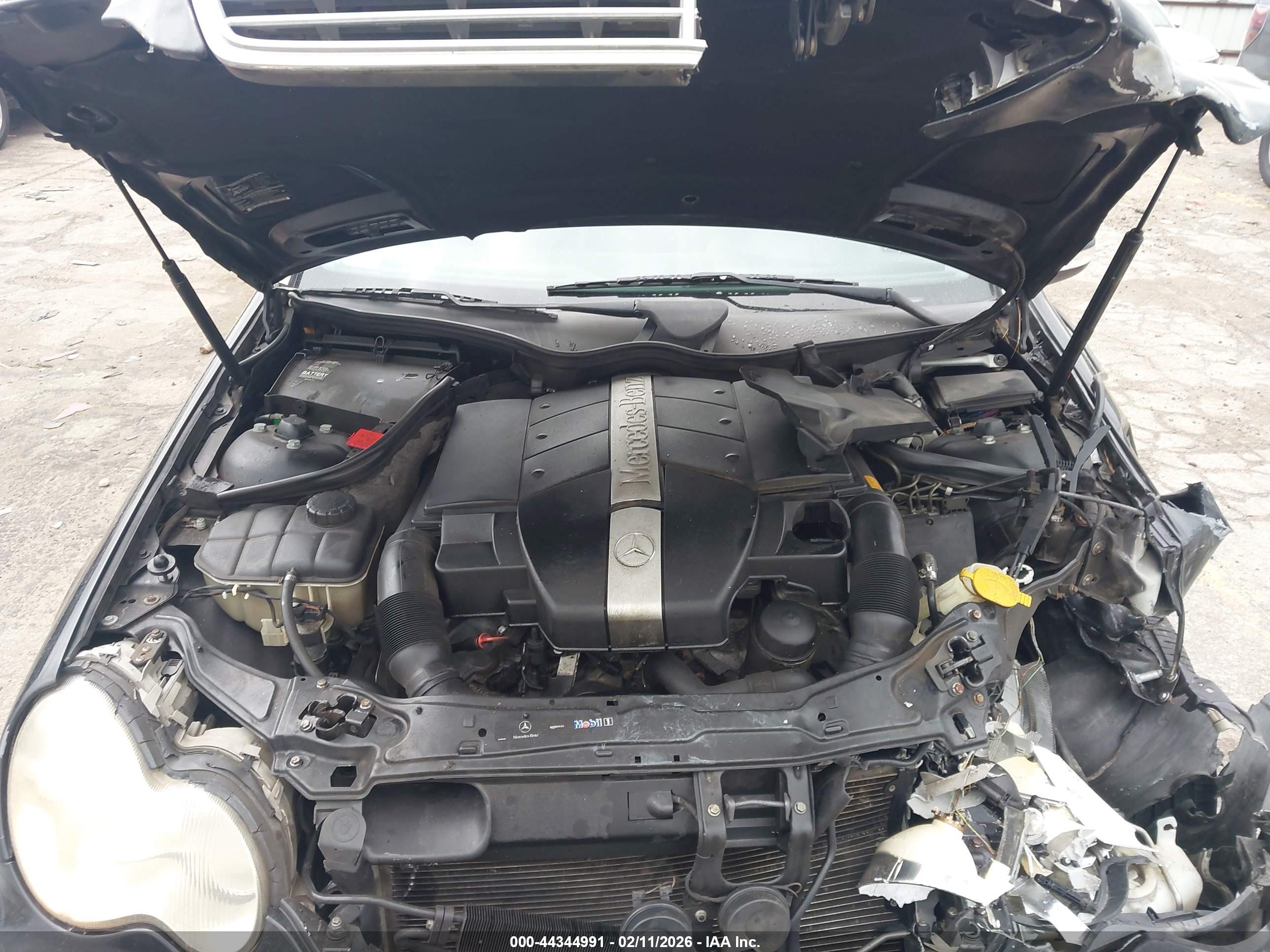 MERCEDES-BENZ C image 10