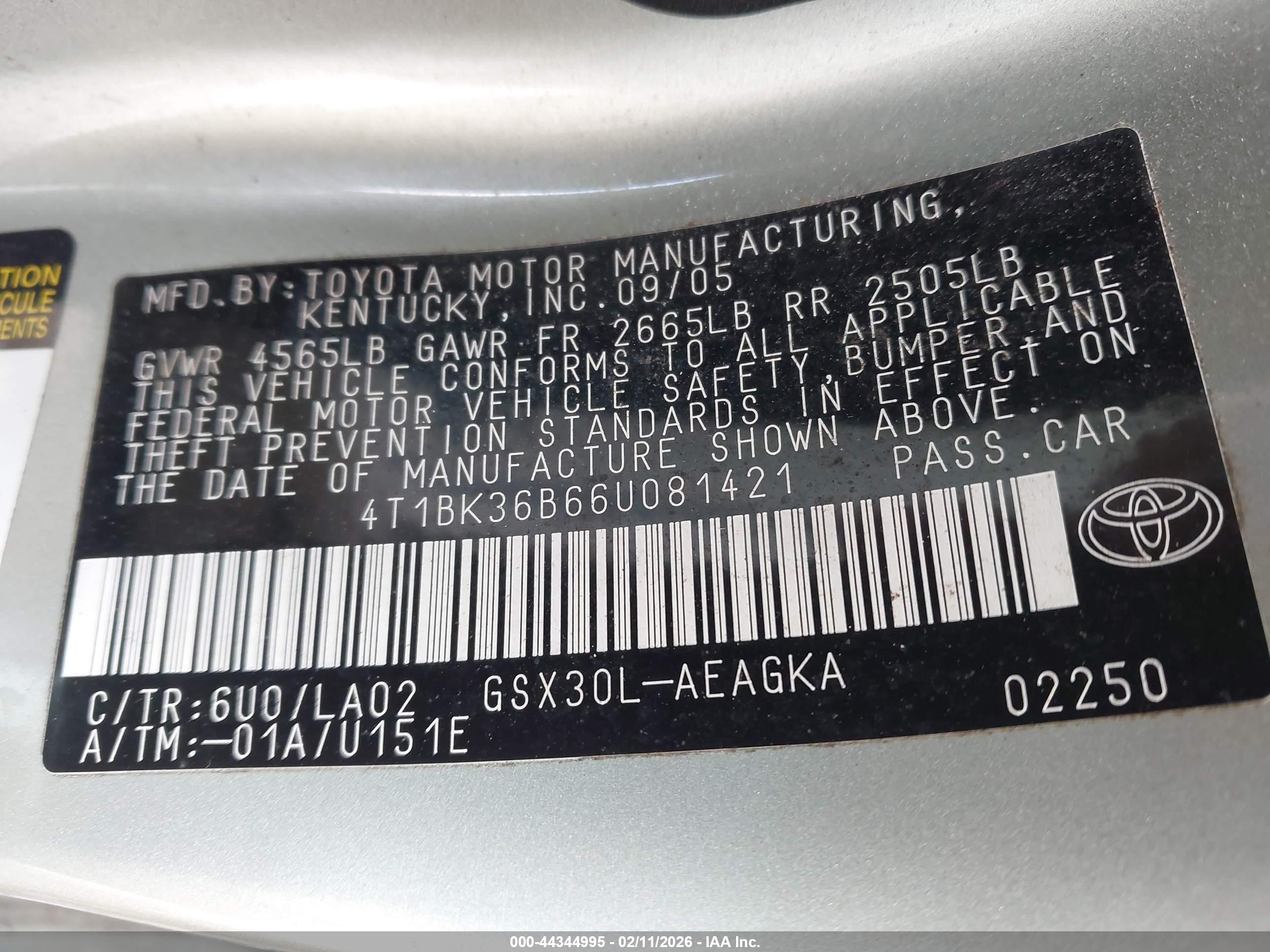 TOYOTA AVALON image 9