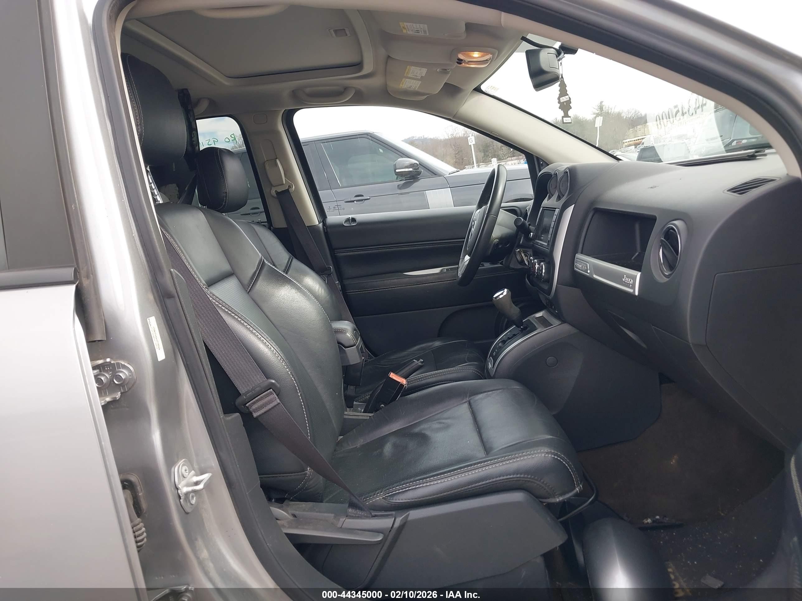 JEEP COMPASS image 5