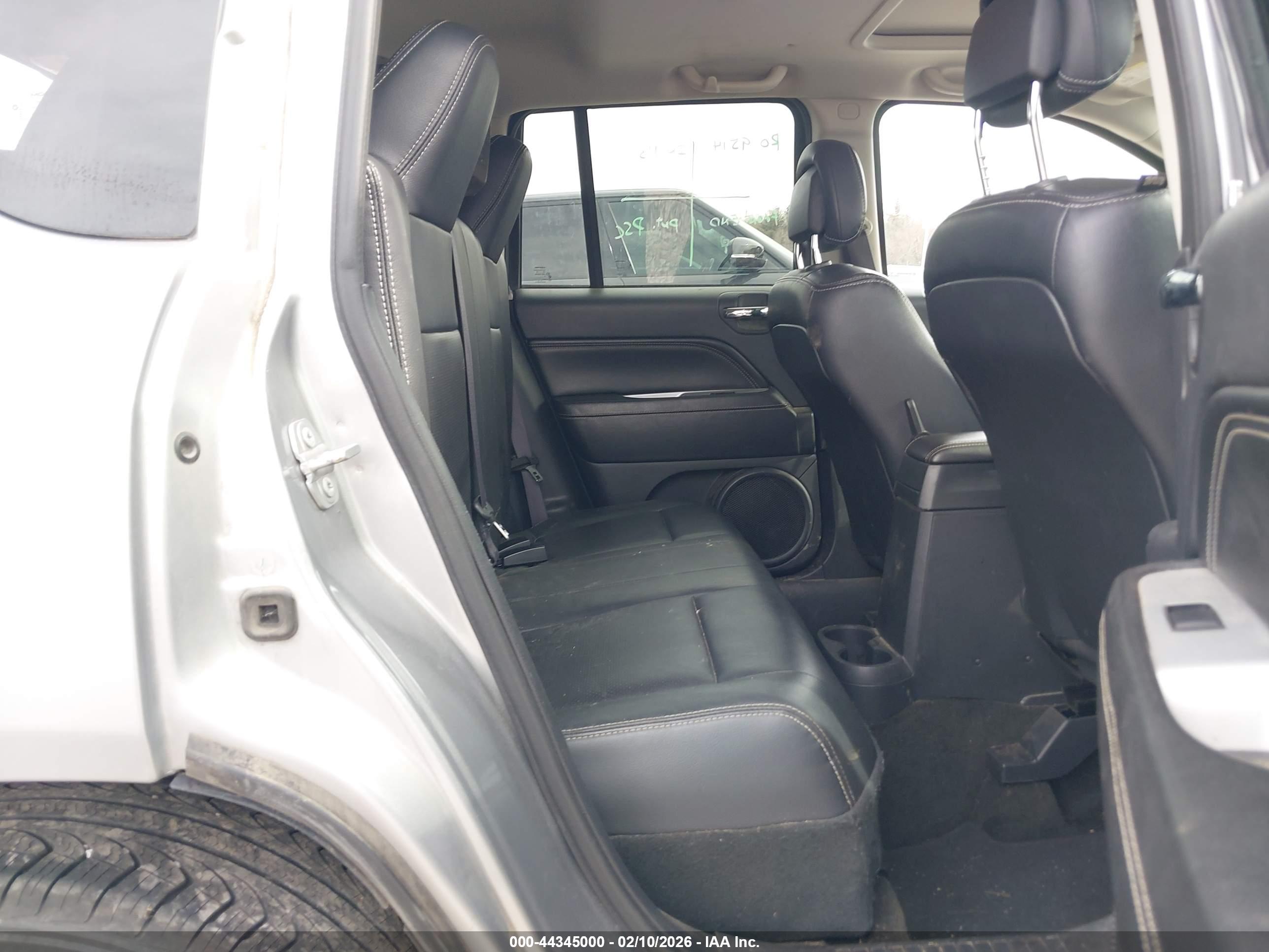 JEEP COMPASS image 8
