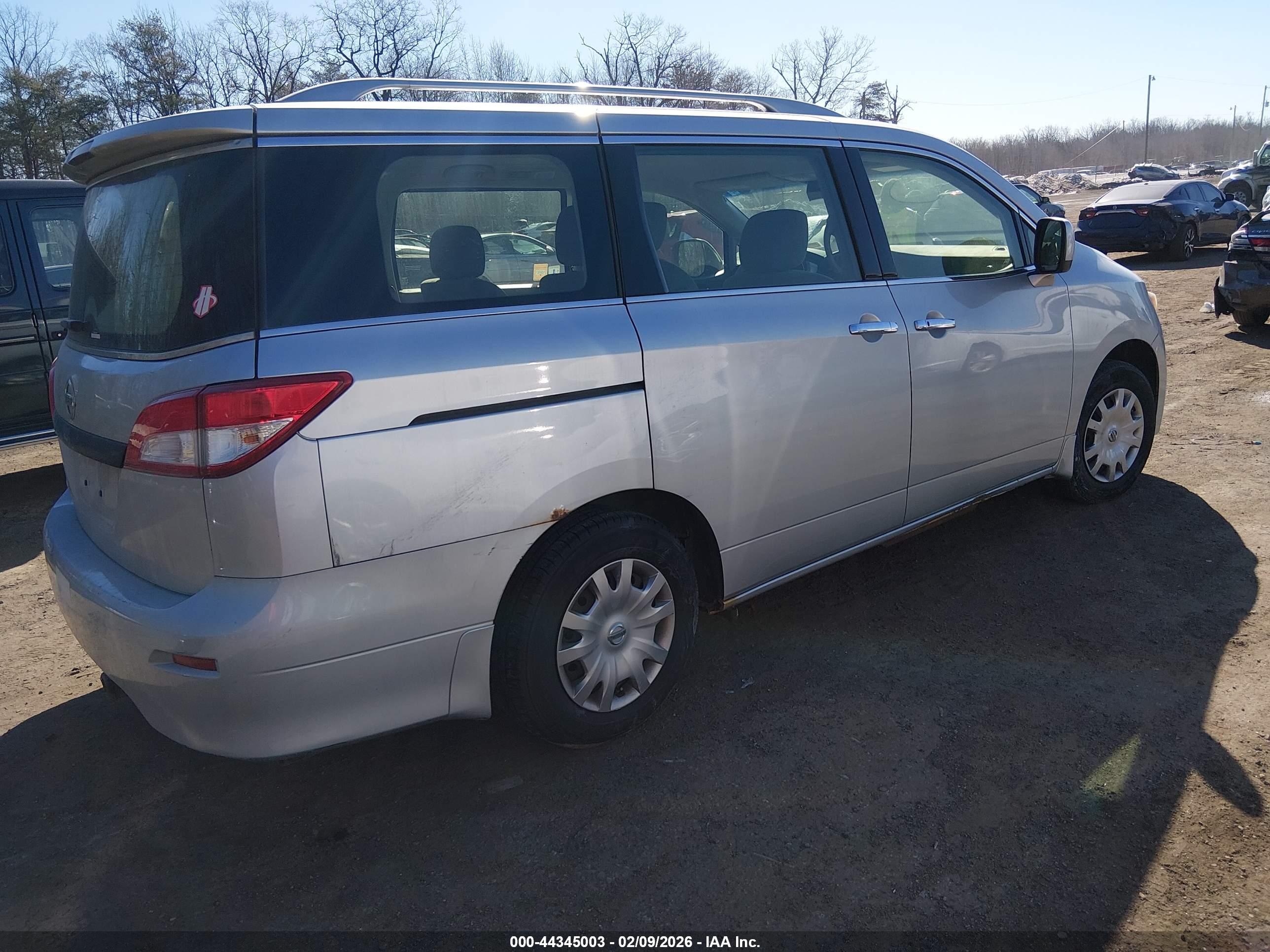 NISSAN QUEST image 4