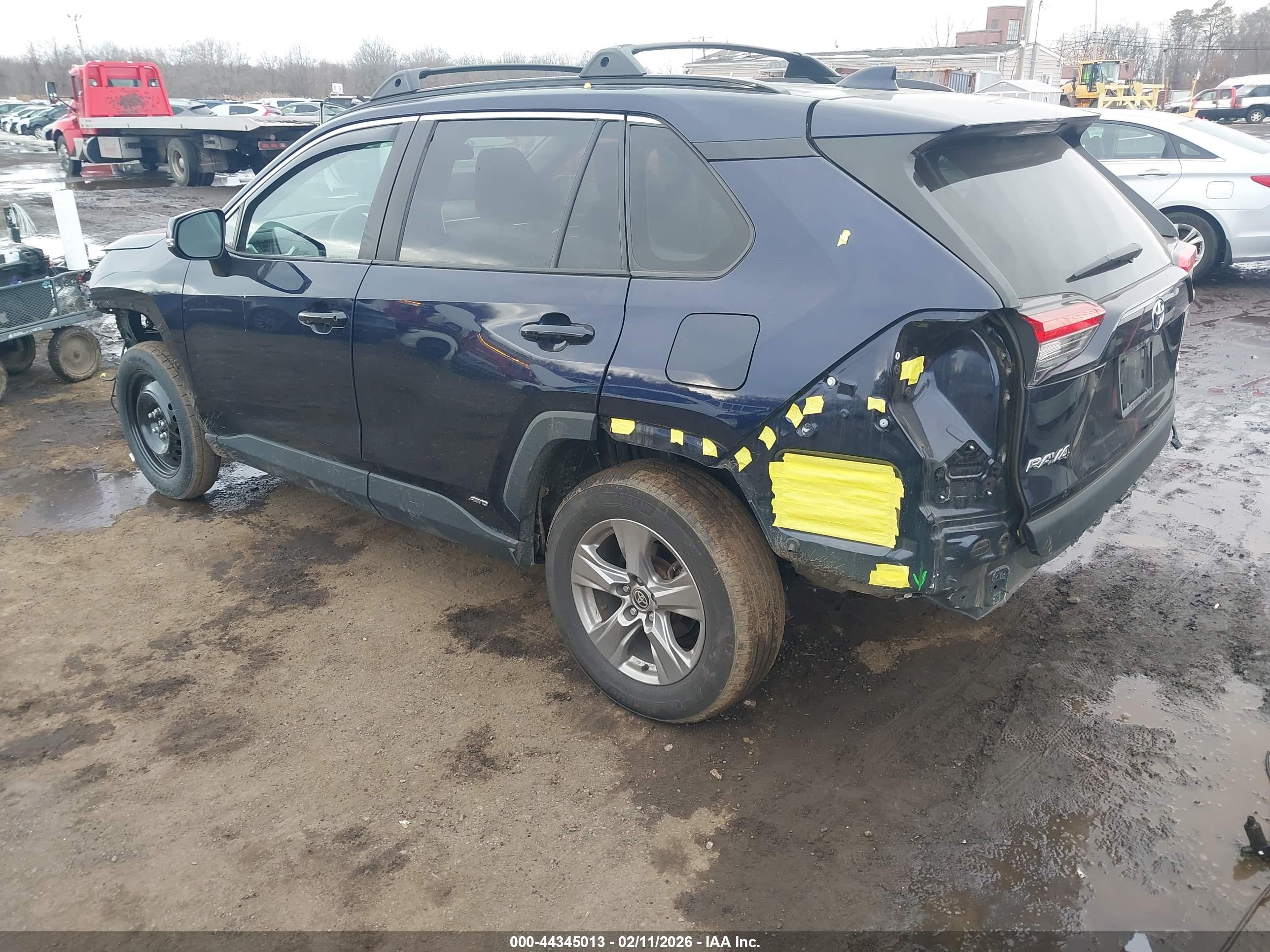 TOYOTA RAV4 image 3