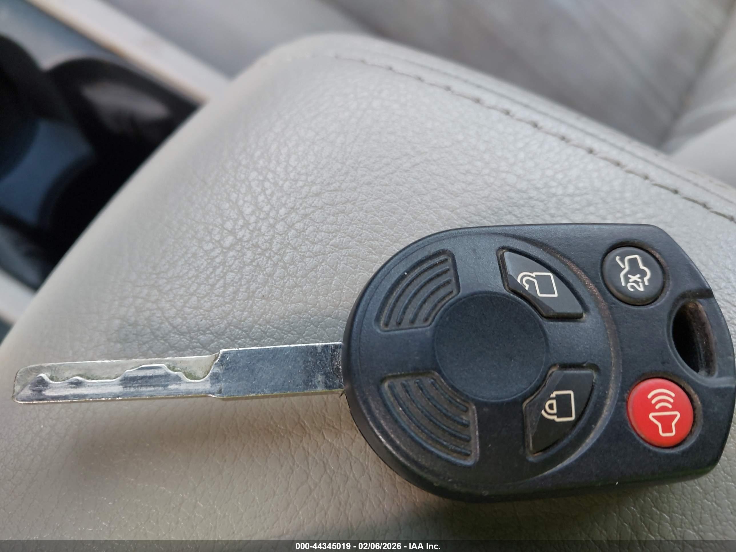 FORD FOCUS image 11