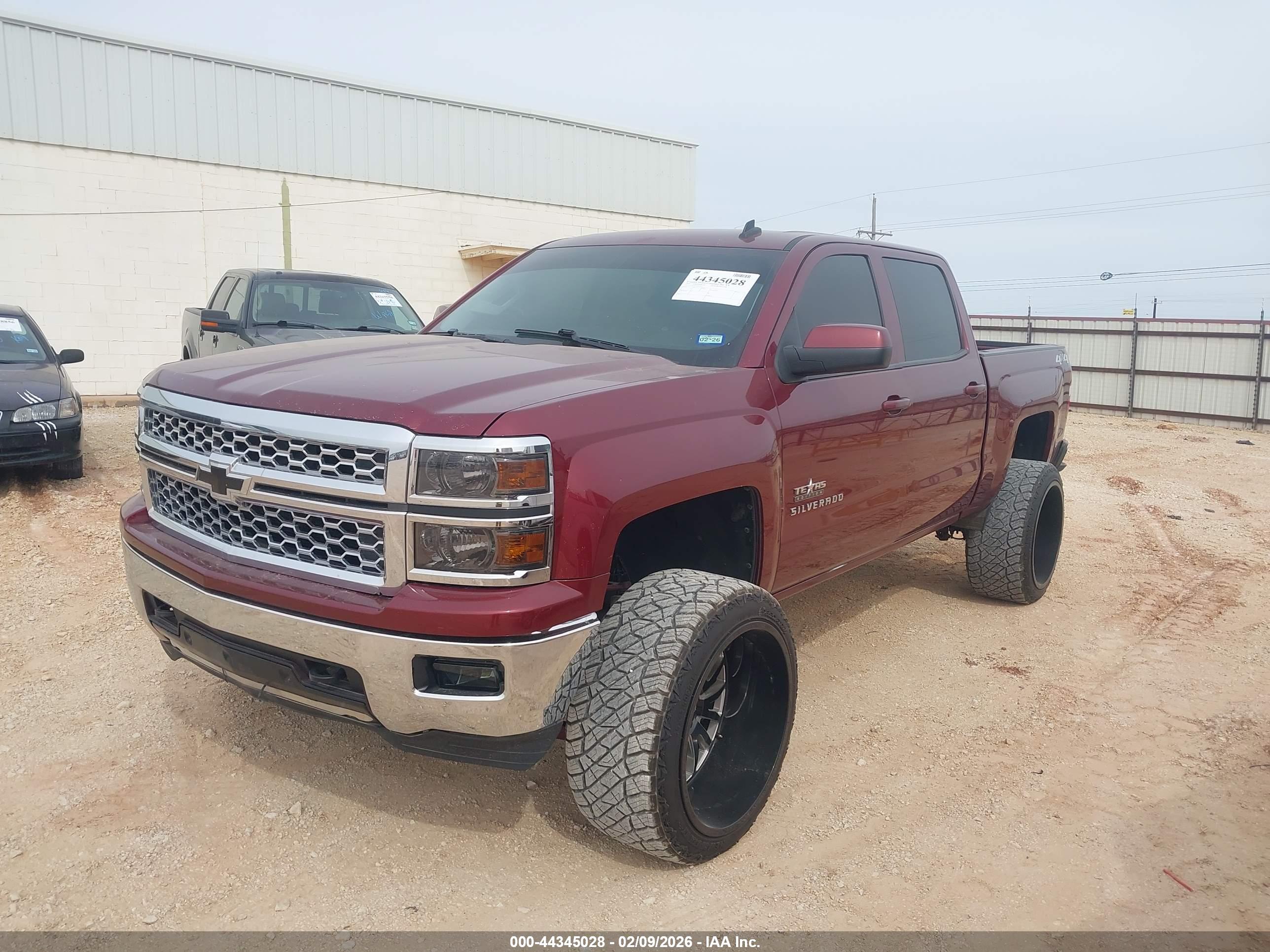 CHEVROLET SILVERADO image 2